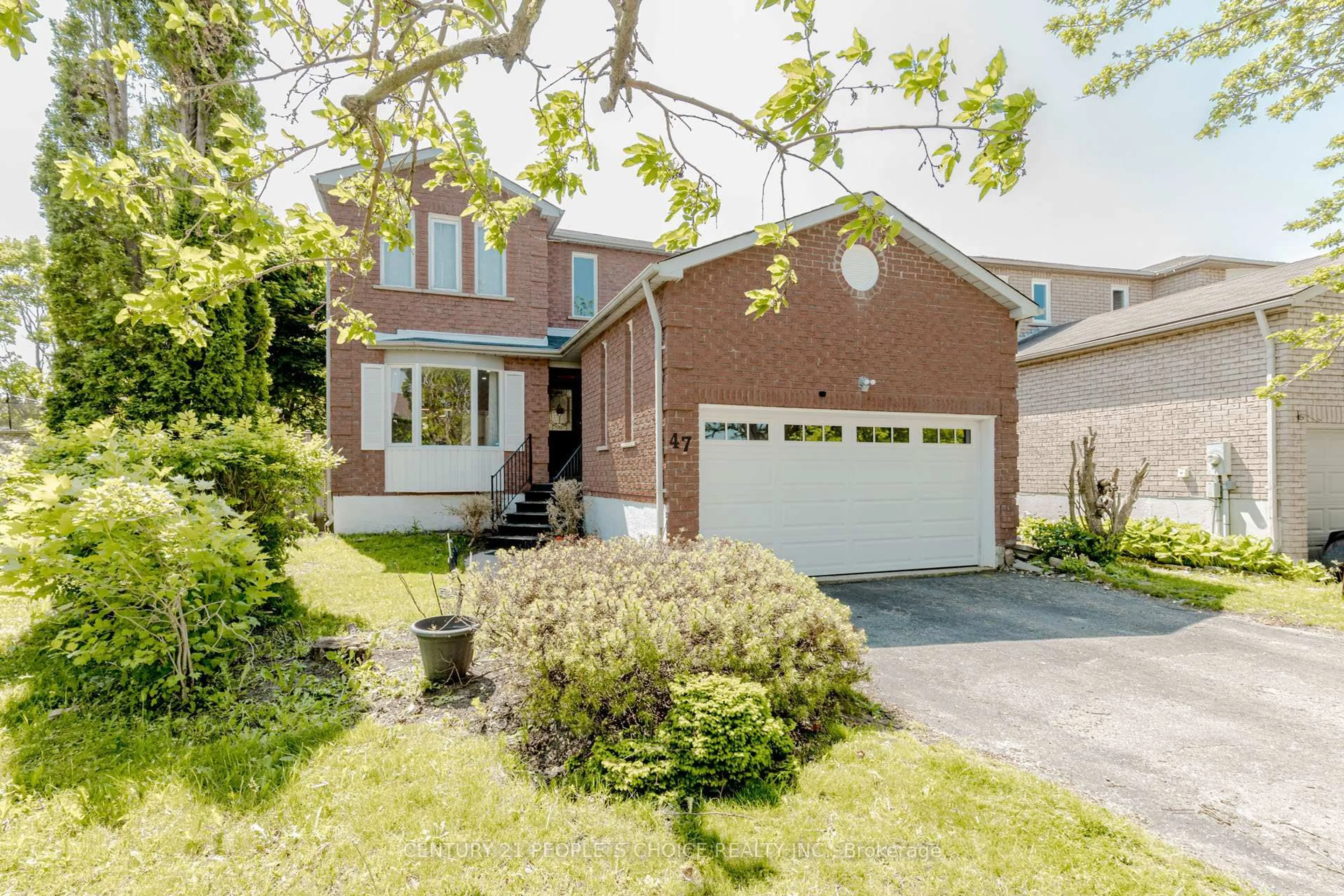Home with brick exterior material, street for 47 Blair Cres, Barrie Ontario L4M 5Y6