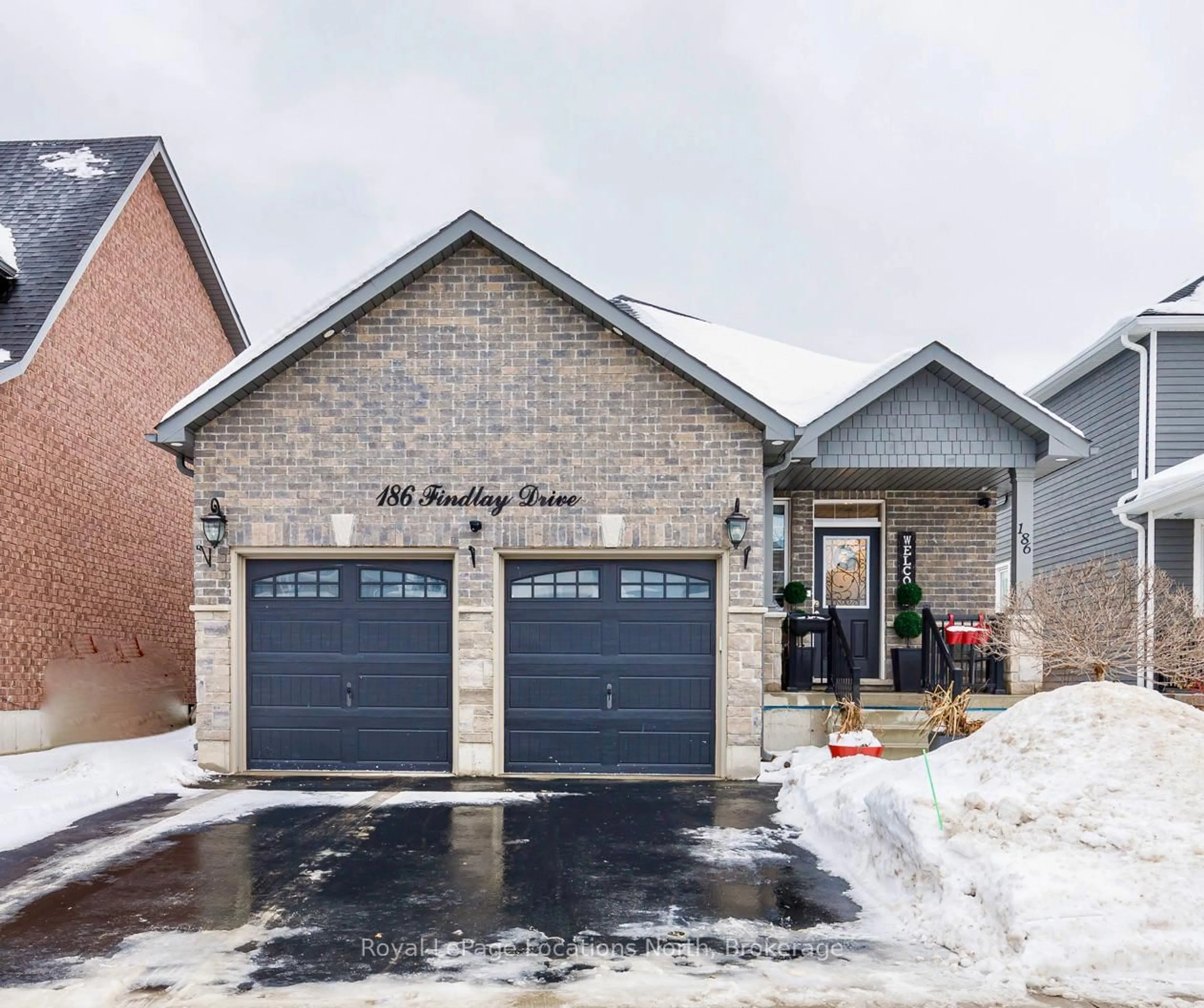 Home with brick exterior material, street for 186 Findlay Dr, Collingwood Ontario L9Y 0Z2