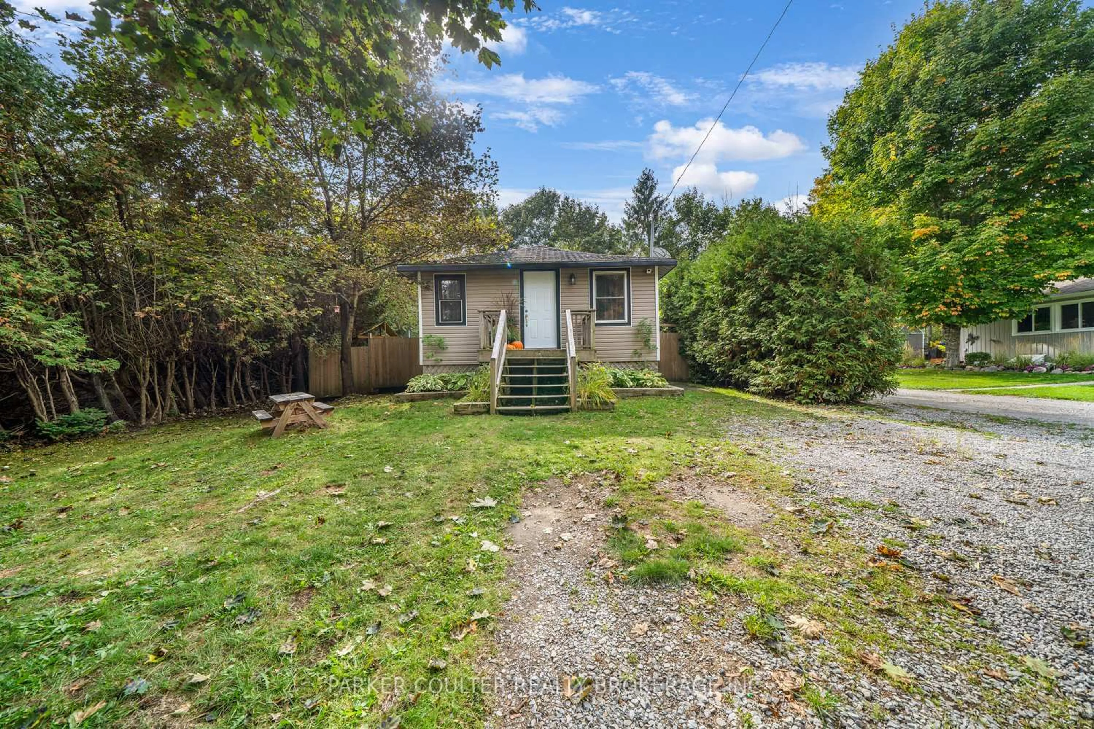 Unknown for 1182 5 Line, Oro-Medonte Ontario L0L 2E0