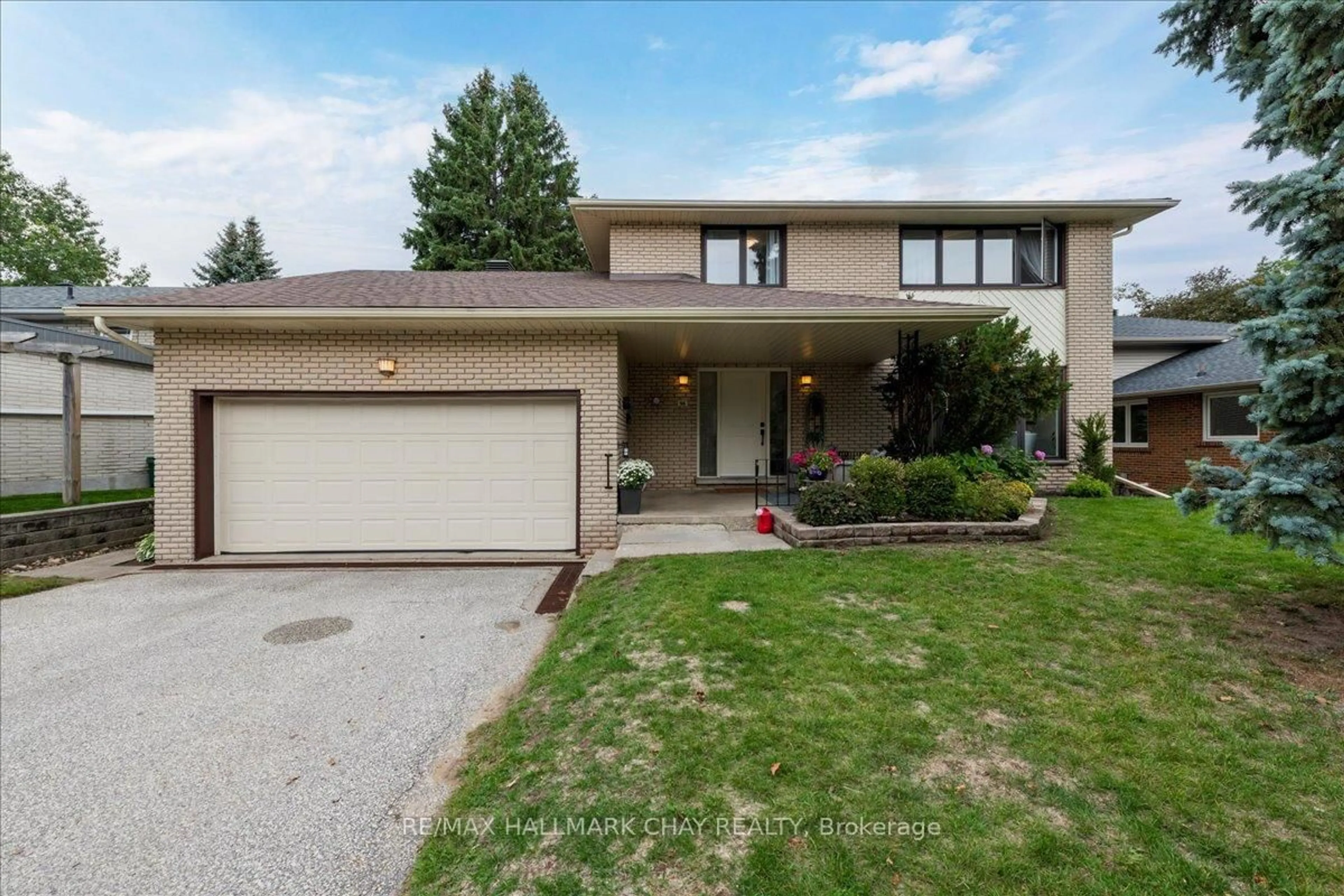 Home with brick exterior material, street for 56 Marshall St, Barrie Ontario L4N 3S7