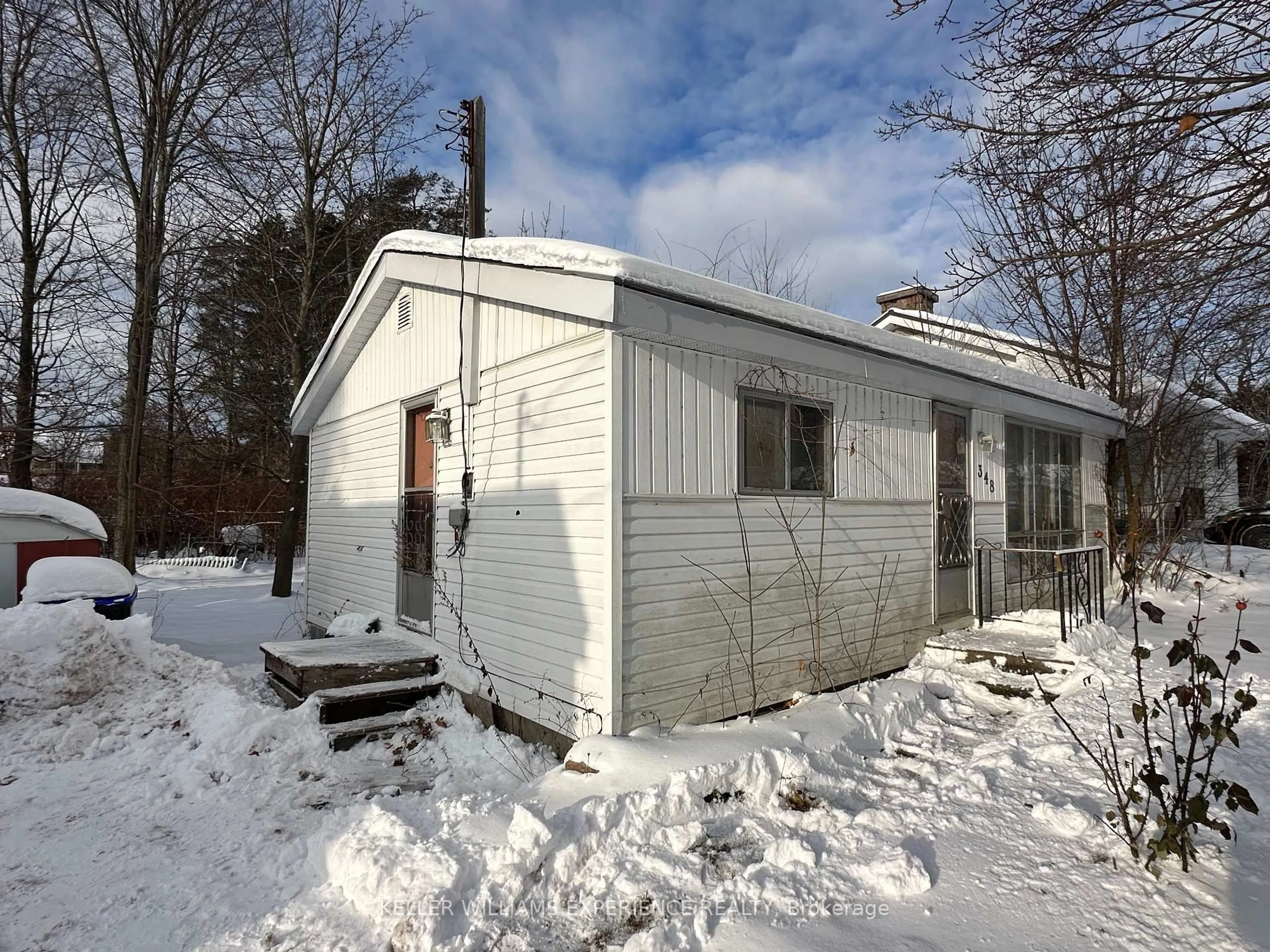 Shed for 348 NORENE St, Midland Ontario L4R 4C2