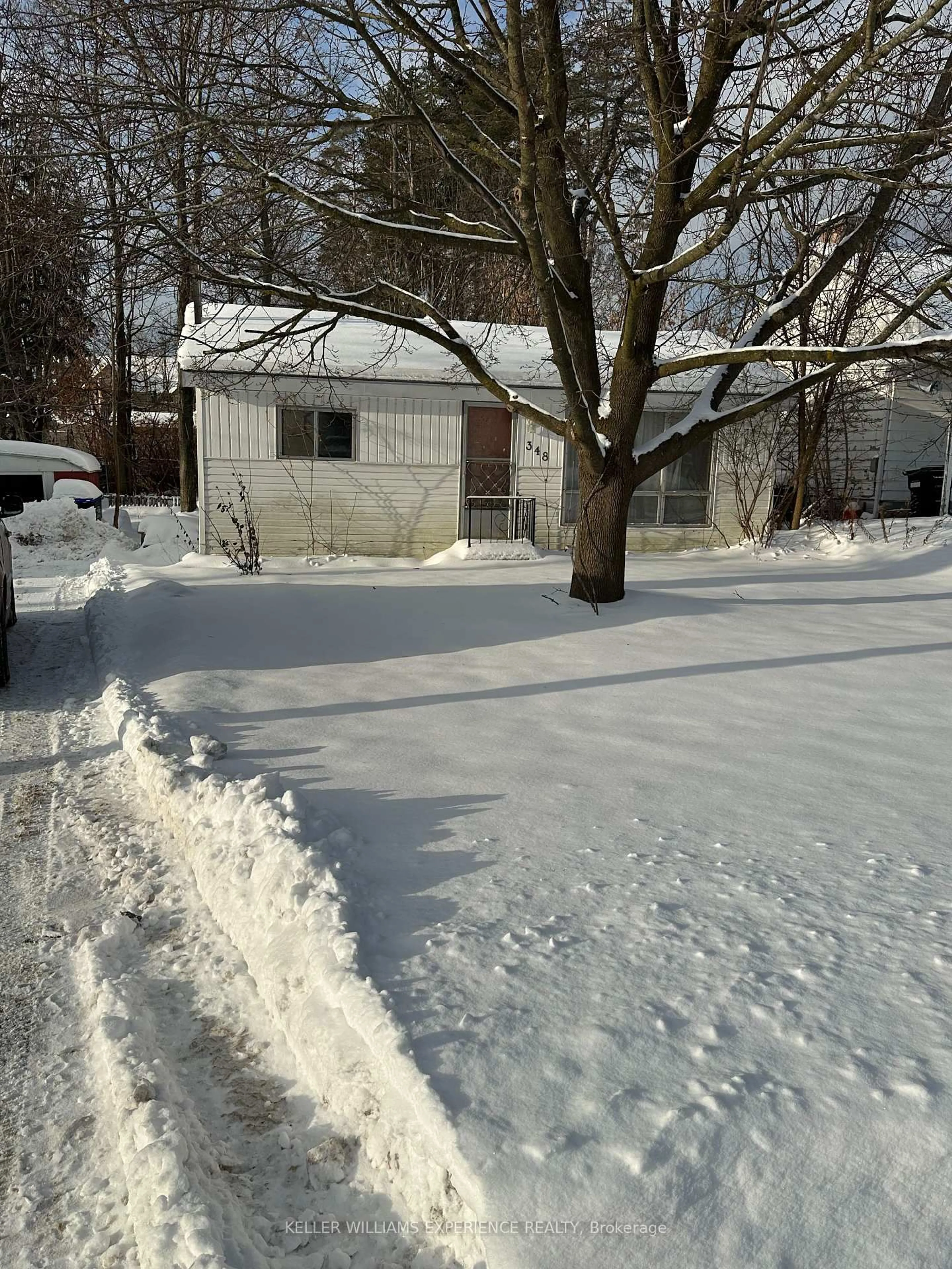 Shed for 348 NORENE St, Midland Ontario L4R 4C2