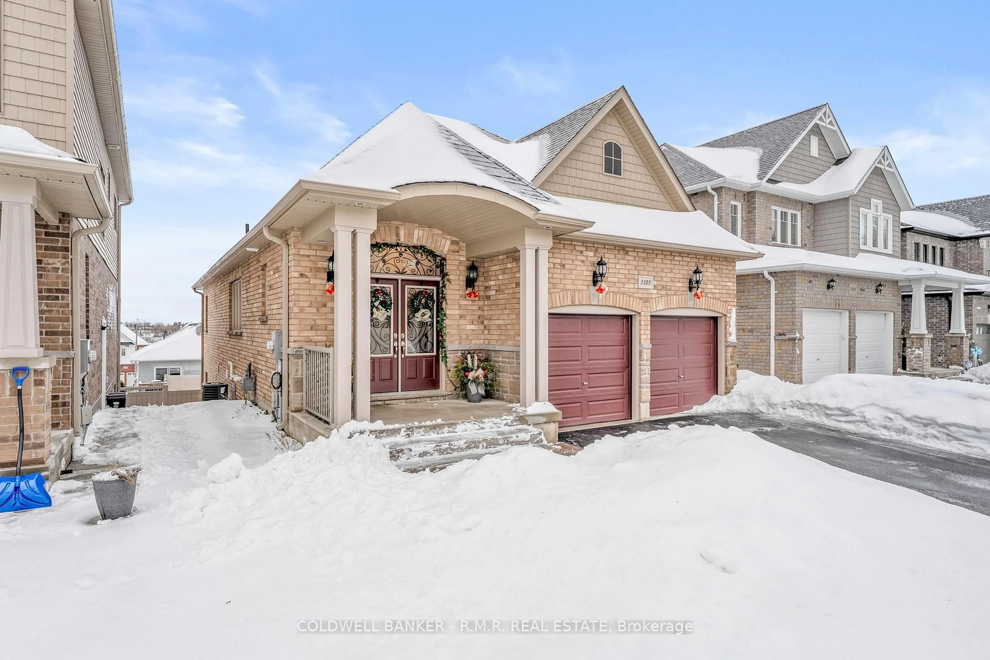 Home with brick exterior material, street for 3105 Monarch Dr, Orillia Ontario L3V 8K3