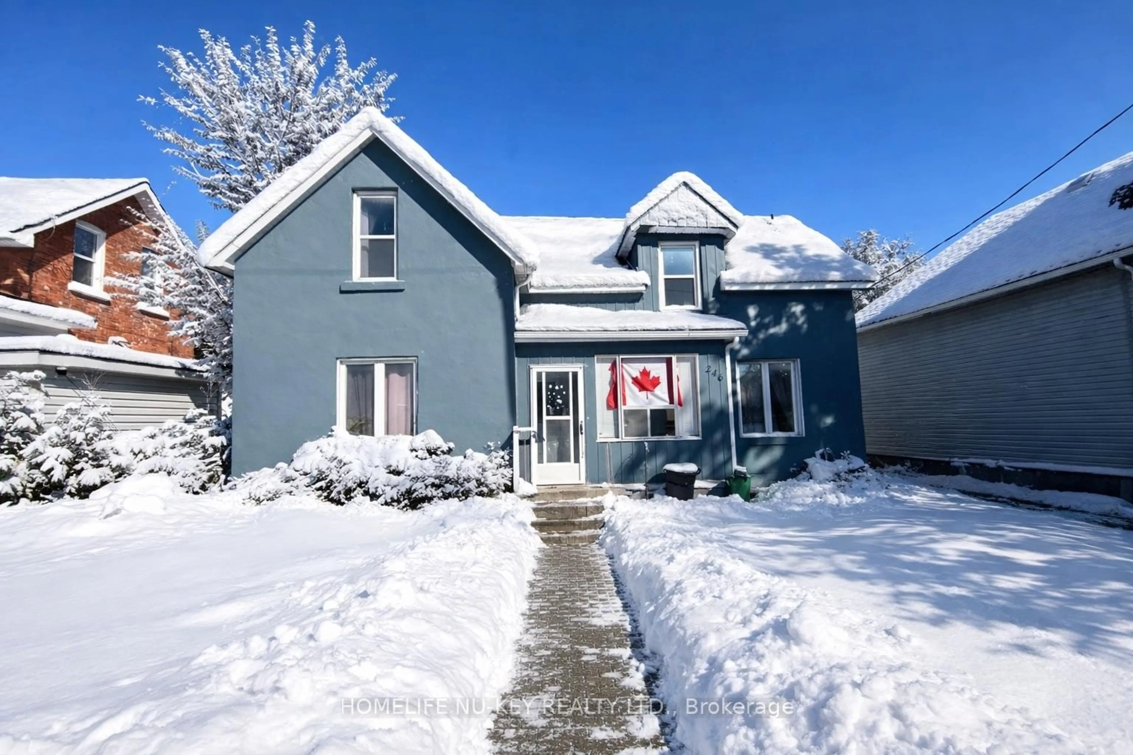 Home with vinyl exterior material, street for 246 Mary St, Orillia Ontario L3V 3E6