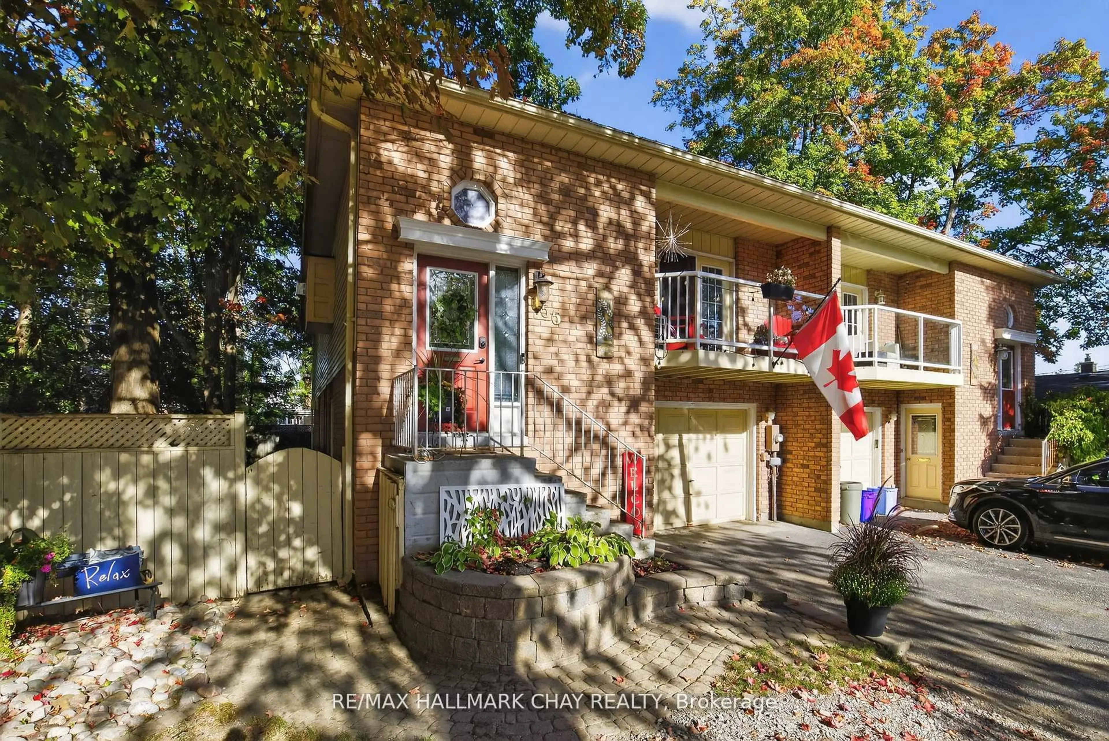 Home with brick exterior material, street for 155 Maple Ave, Barrie Ontario L4N 1S5