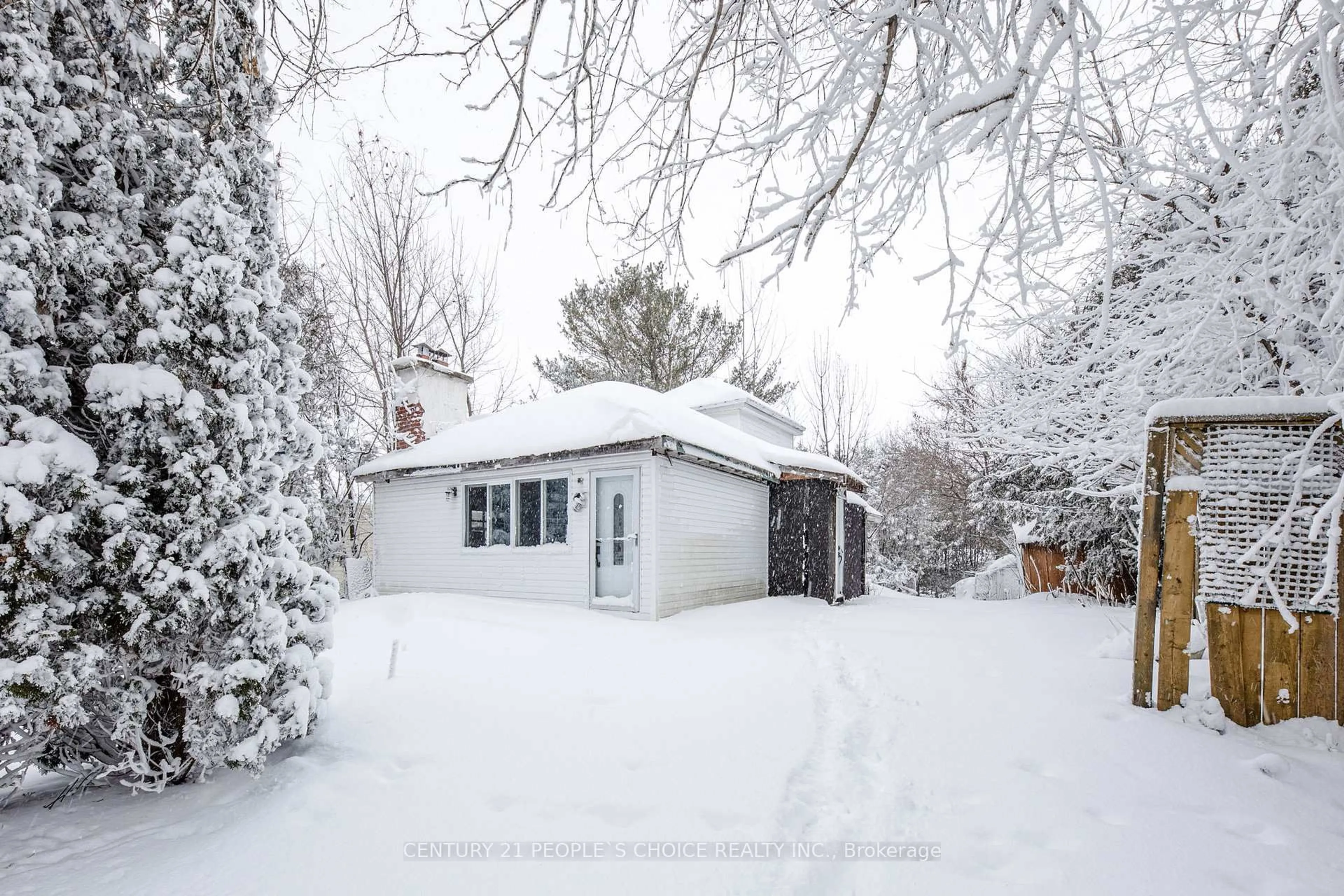 Shed for 250 Kingfisher Ave, Tay Ontario L0K 1R0