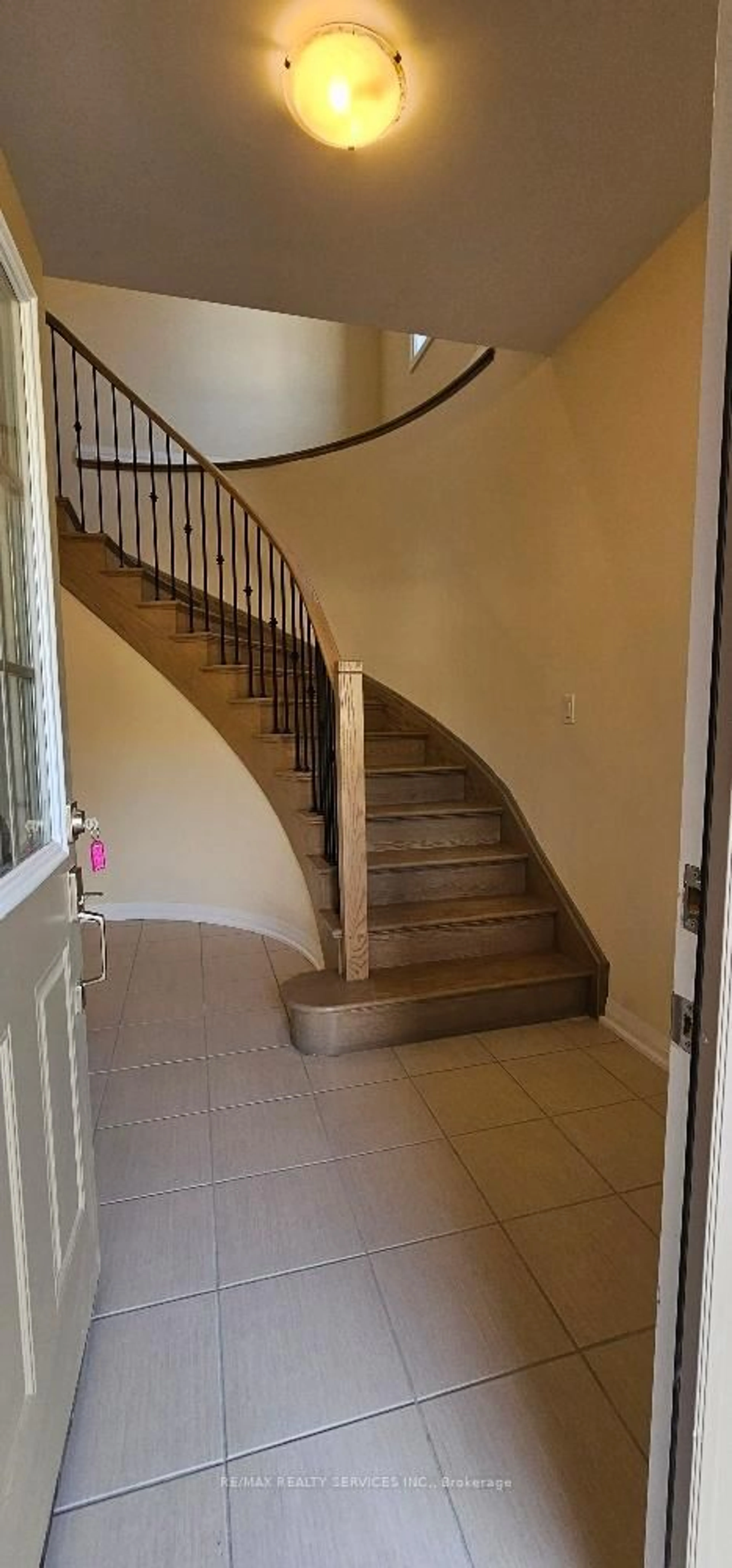 Stairs for 11 Revol Rd, Penetanguishene Ontario L9M 0W8