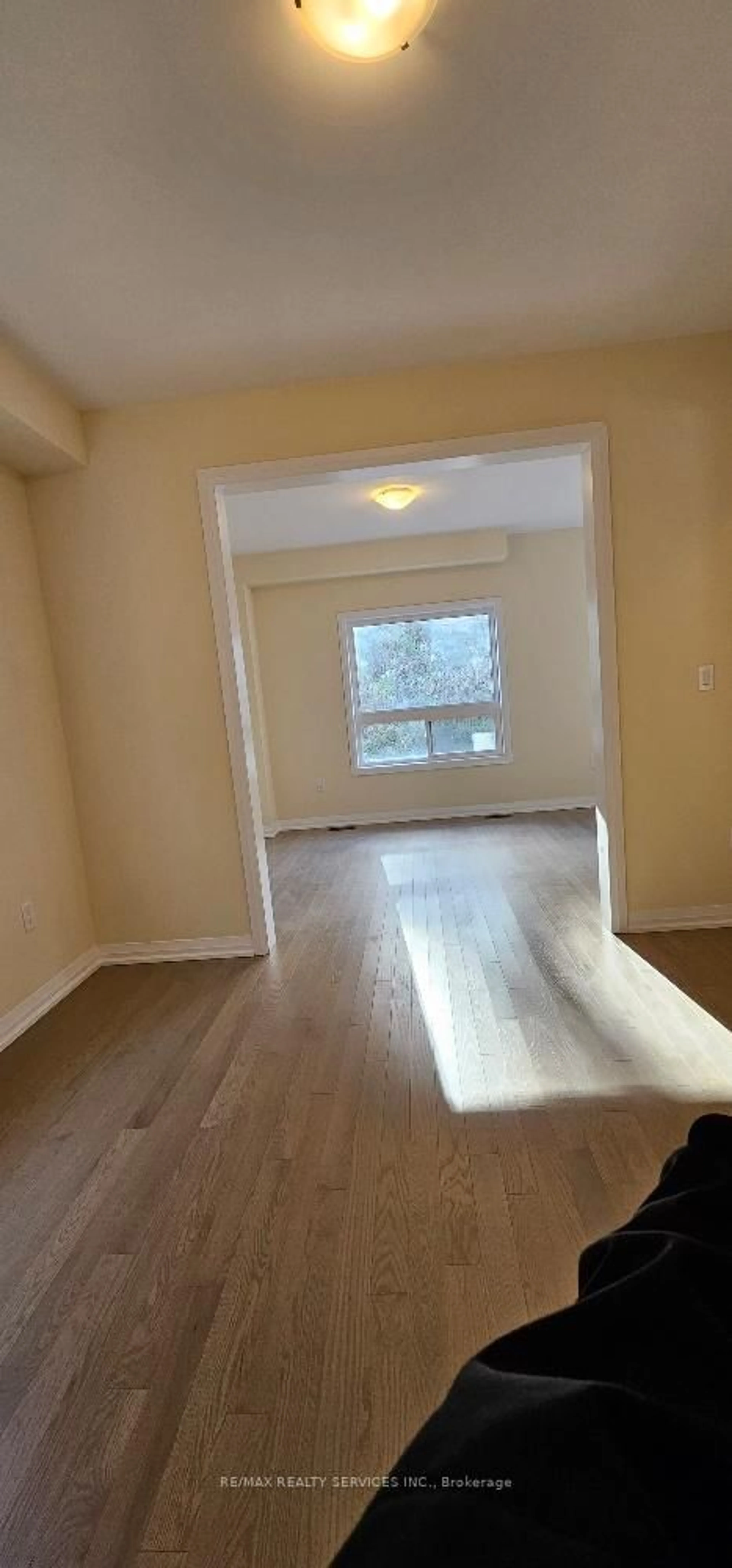 A pic of a room for 11 Revol Rd, Penetanguishene Ontario L9M 0W8