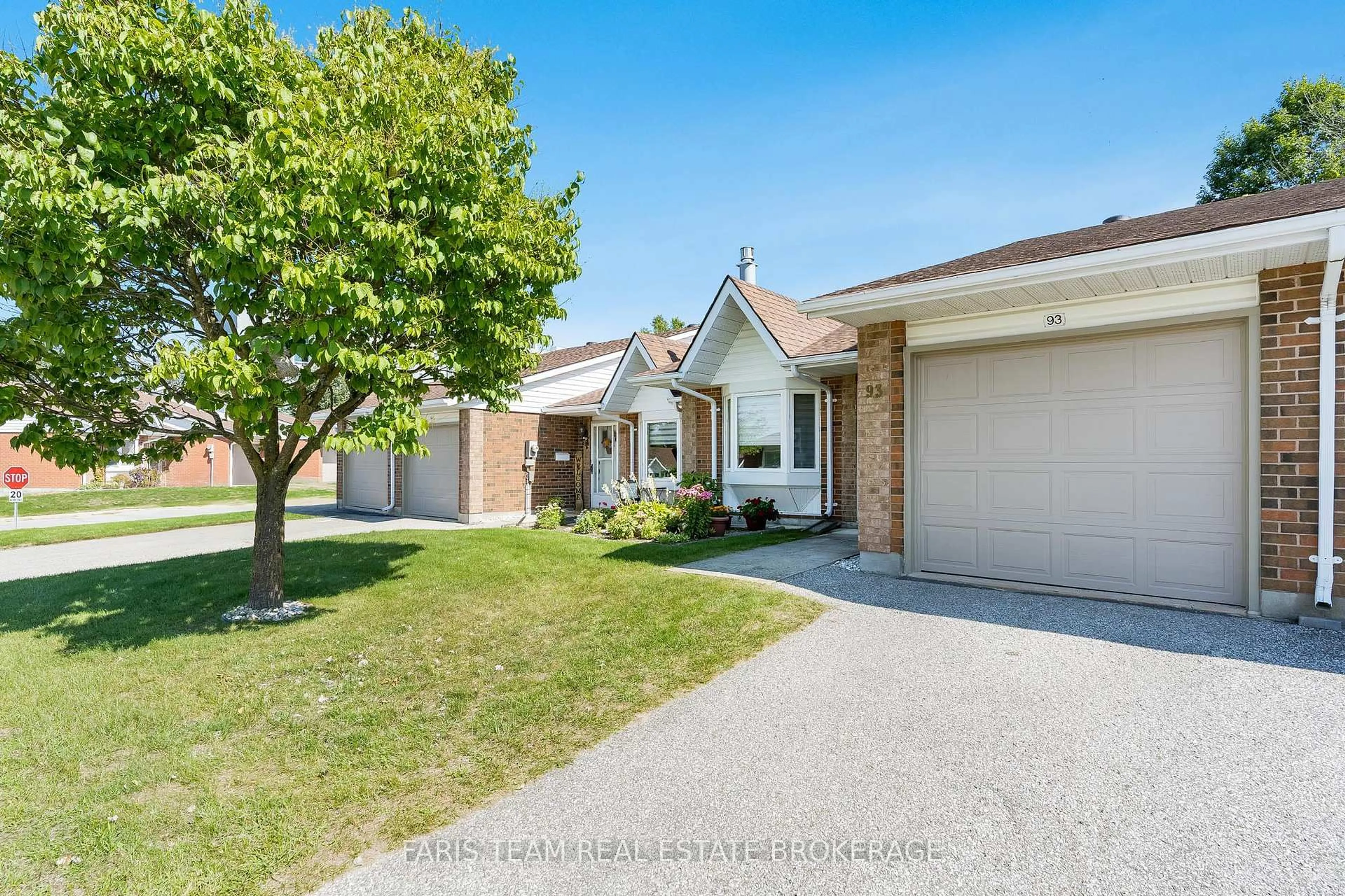 Unknown for 696 King St #93, Midland Ontario L4R 5B7