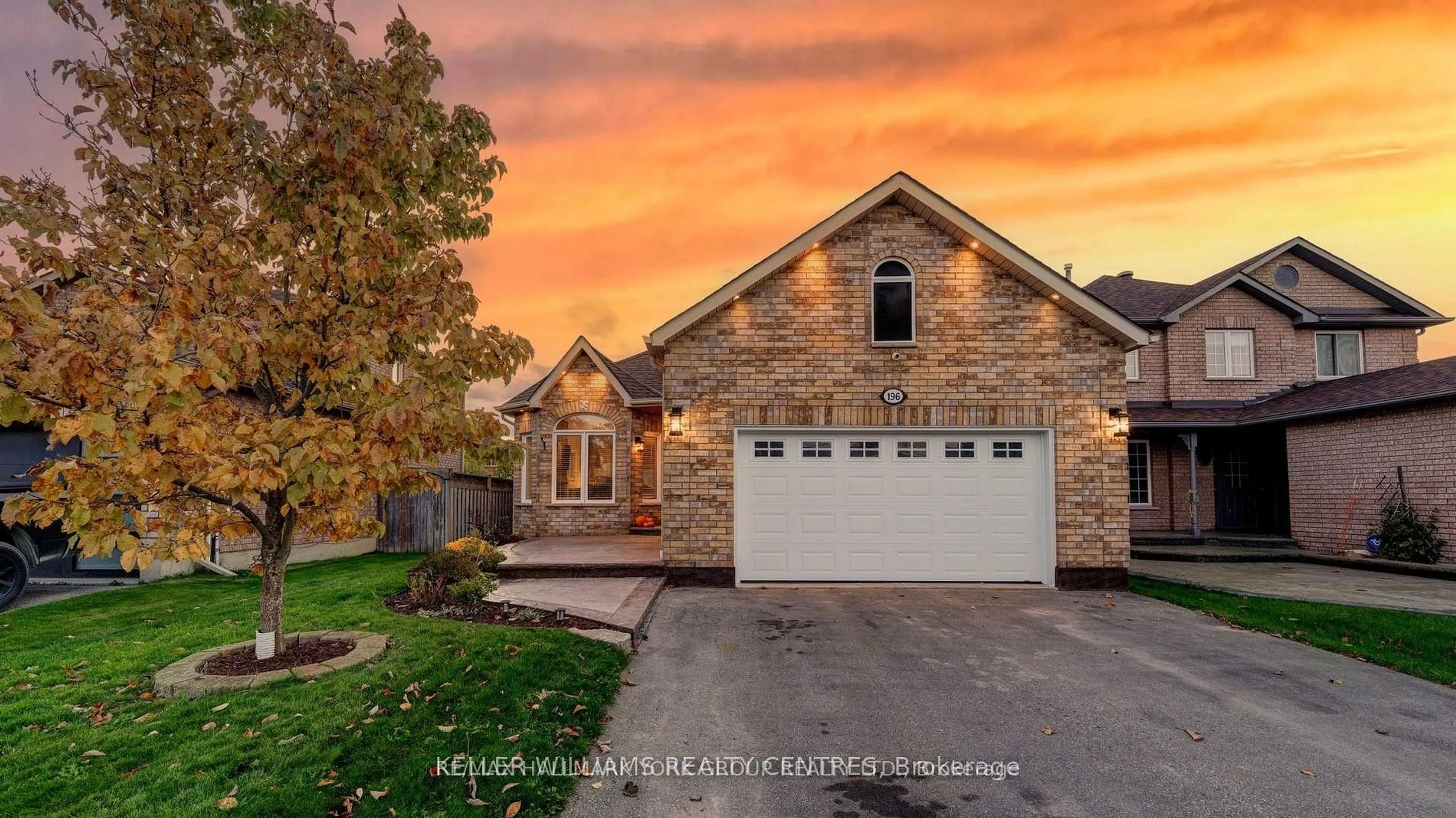 Home with brick exterior material, street for 196 Marsellus Dr, Barrie Ontario L4N 9Z5