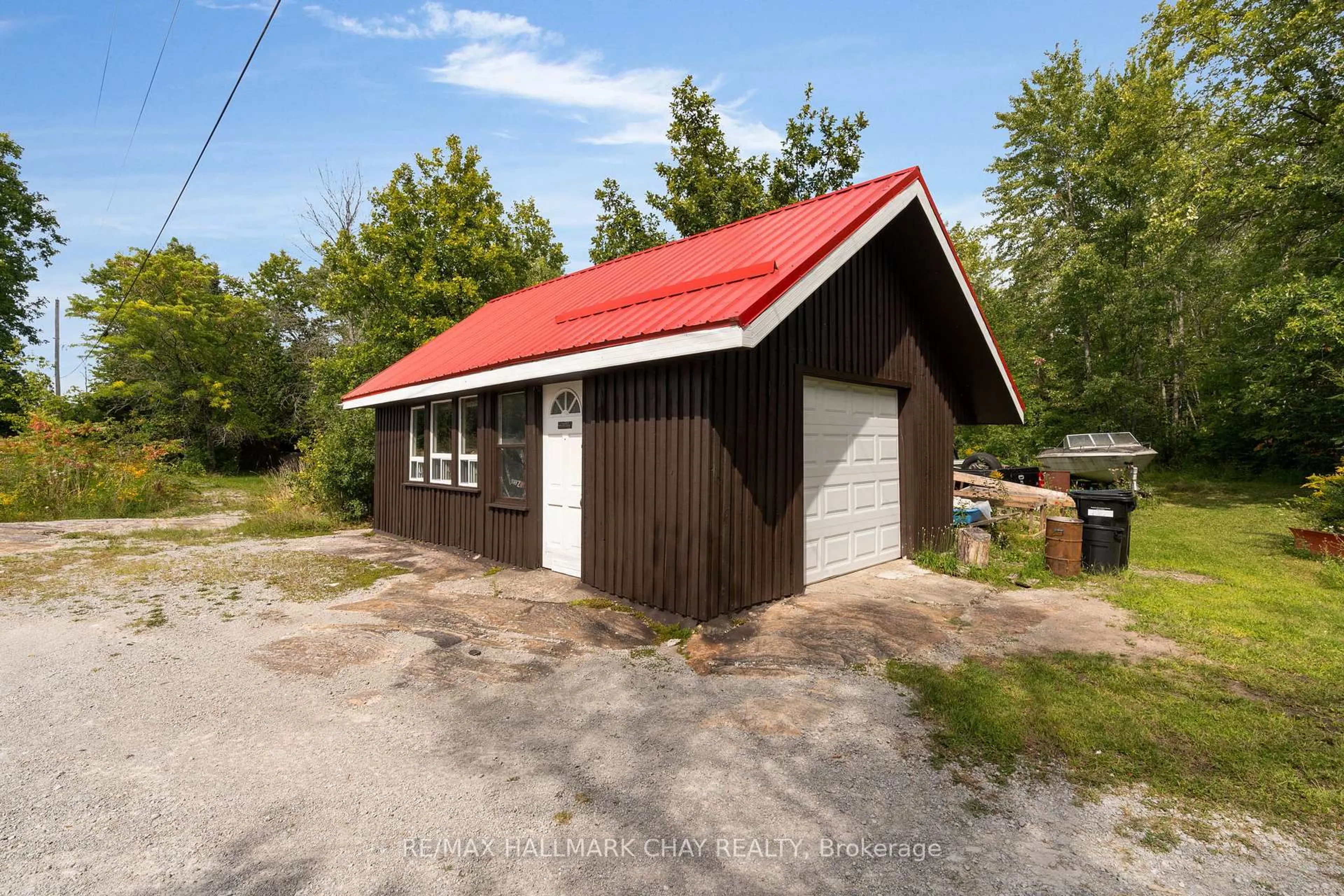 Shed for 1866 Tay Bay Rd, Severn Ontario L0K 1E0