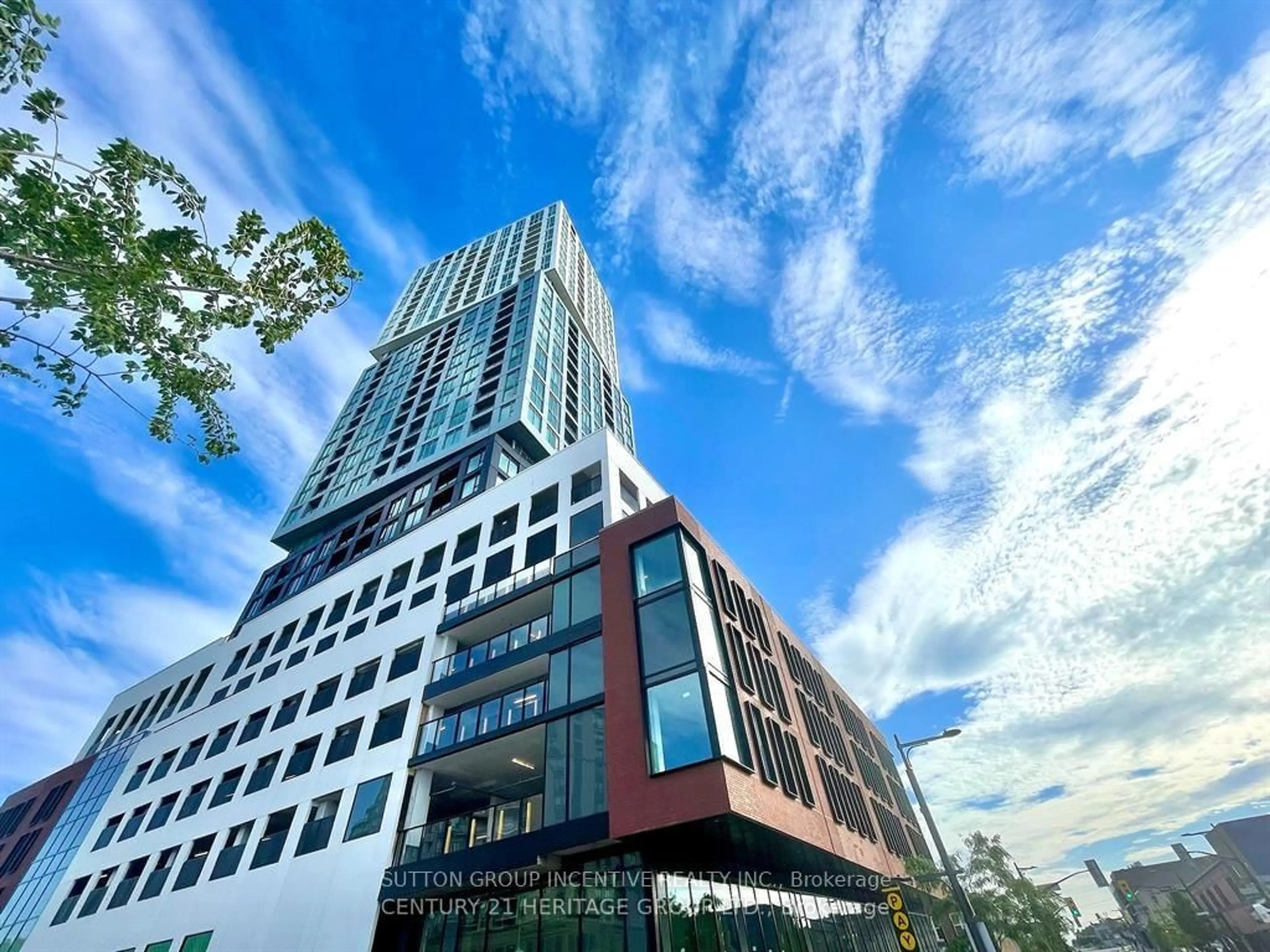 Unknown for 39 Mary St #802, Barrie Ontario L4N 1S9