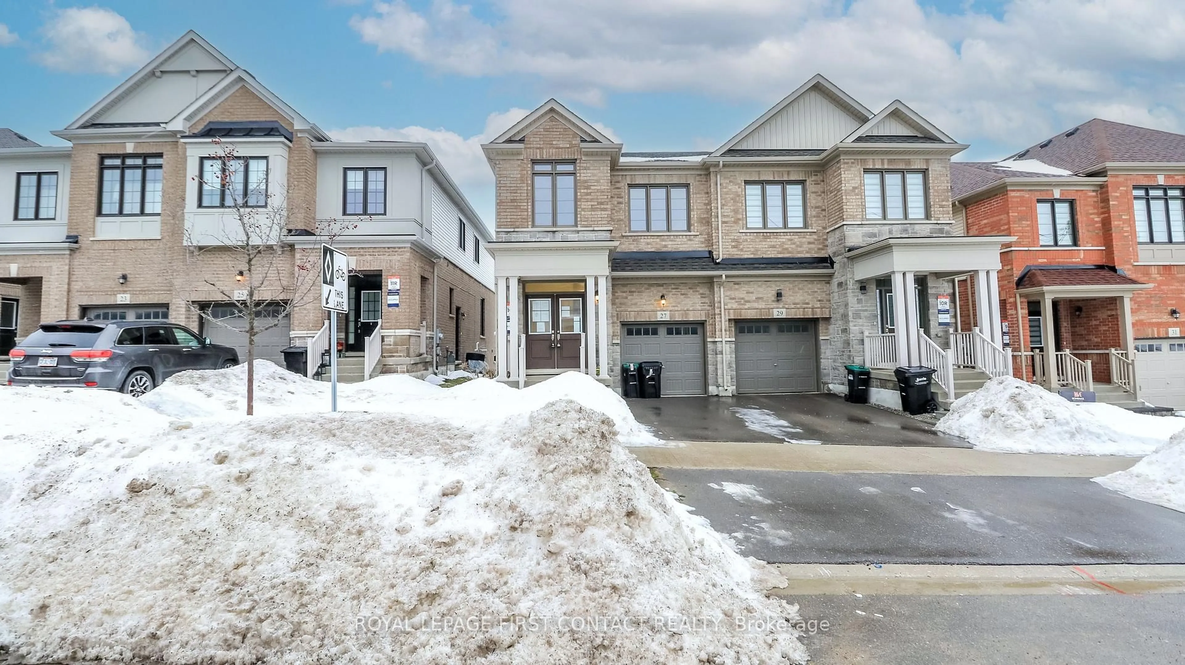 Unknown for 27 Greer St, Barrie Ontario L9J 0R4