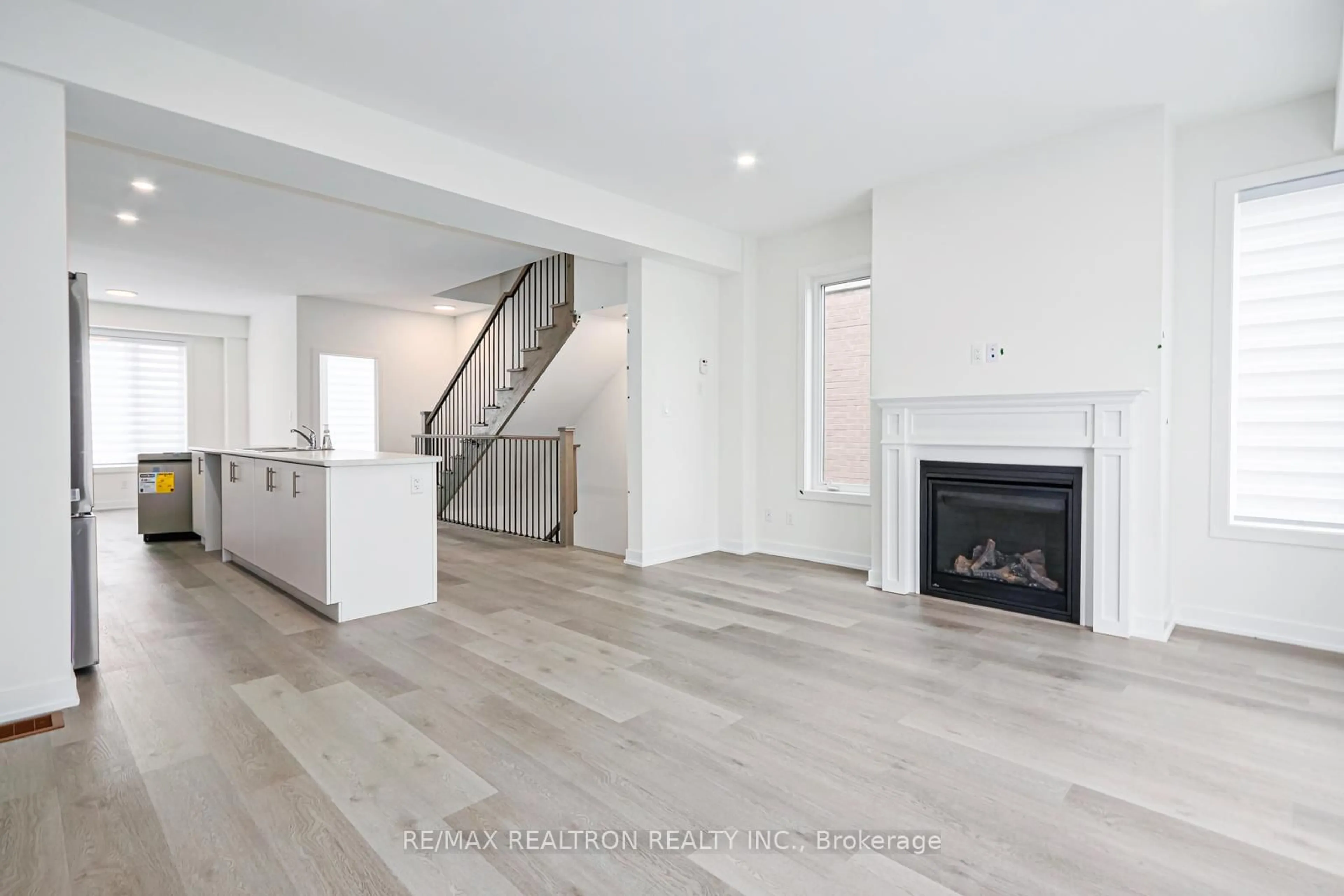 A pic of a room for 52 Winters Cres, Collingwood Ontario L9Y 5B4