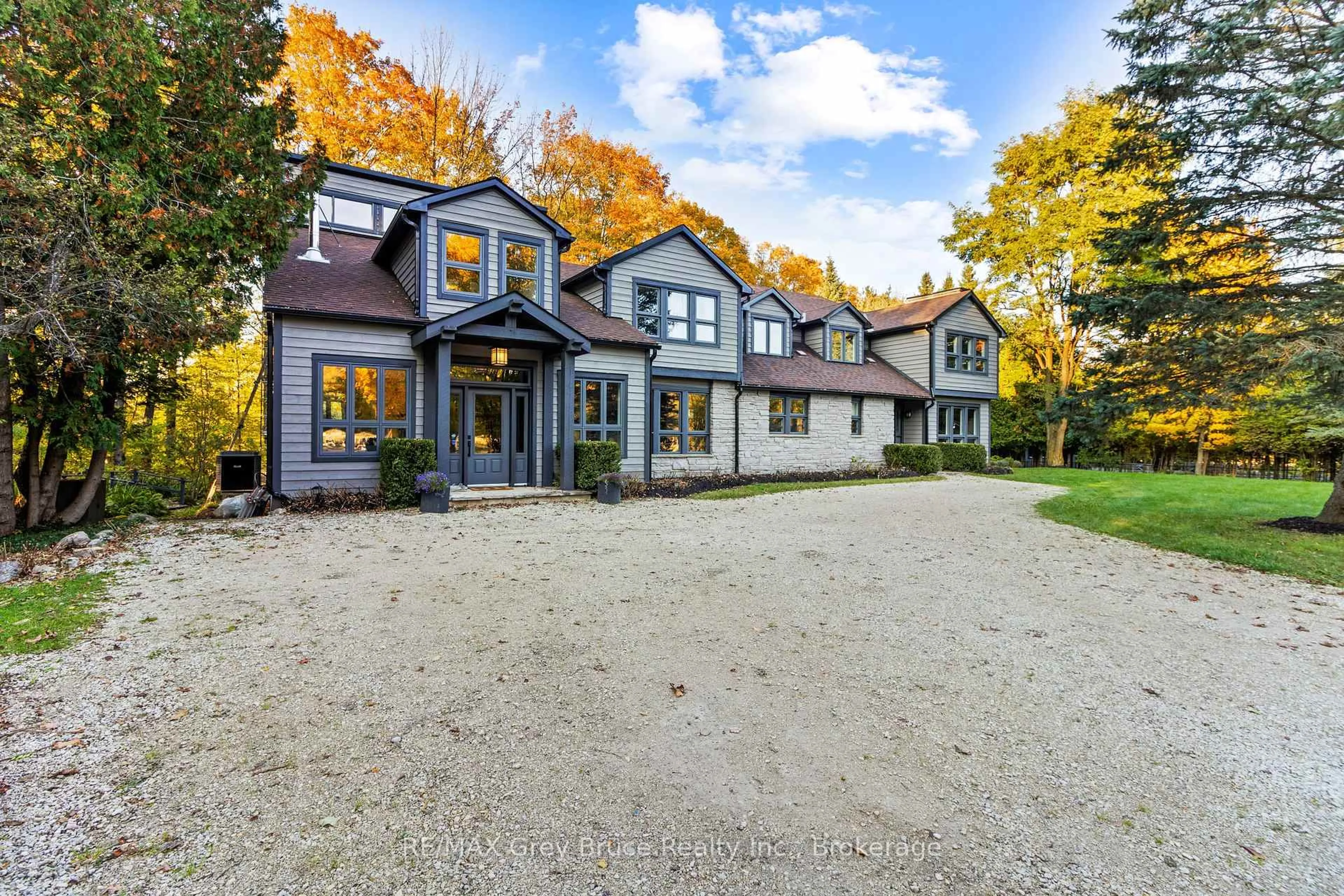 Home with brick exterior material, street for 3476 Garden Of Eden Rd, Clearview Ontario L0M 1G0