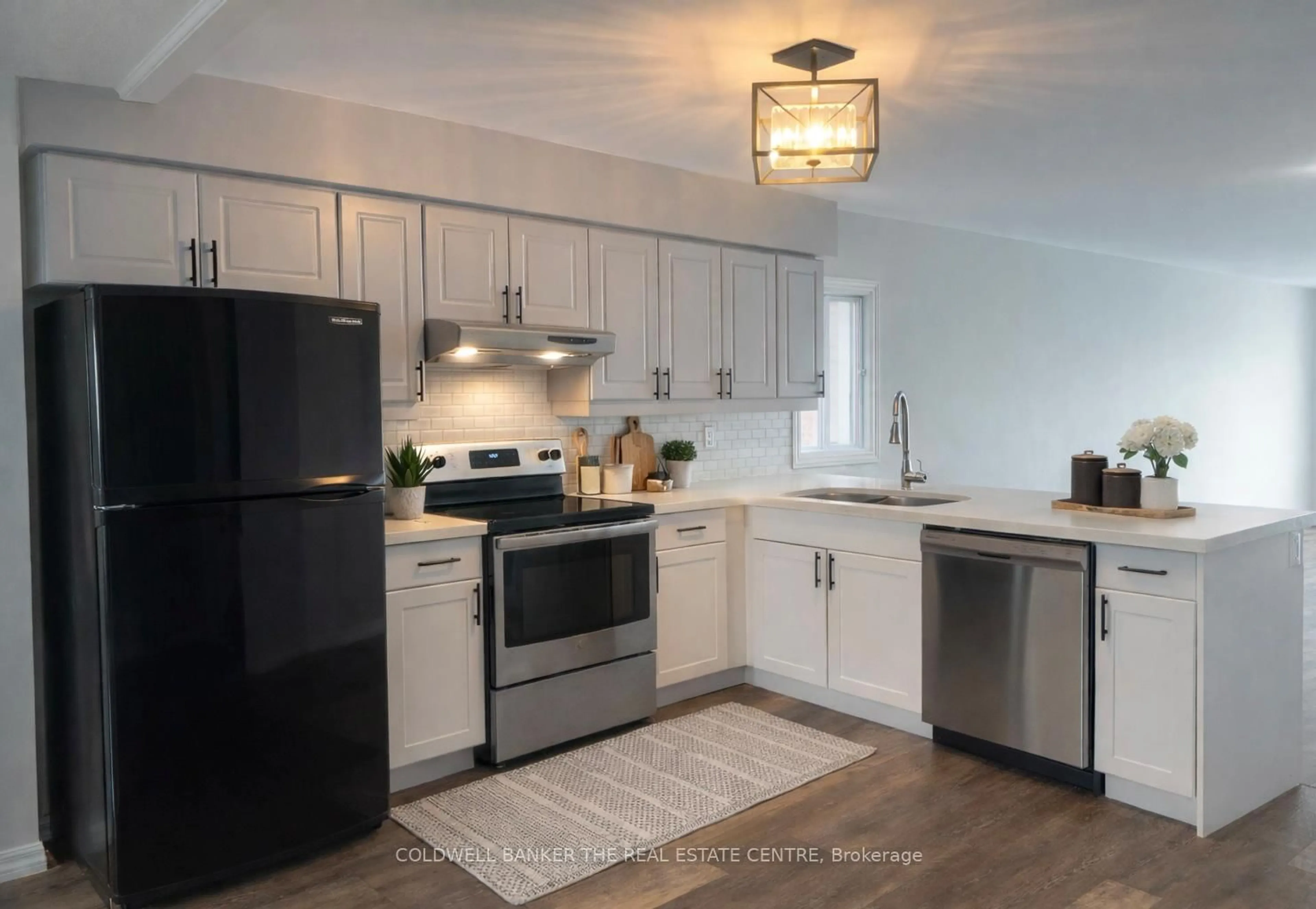 Open concept kitchen, unknown for 94 Buchanan St, Barrie Ontario L4M 6B7