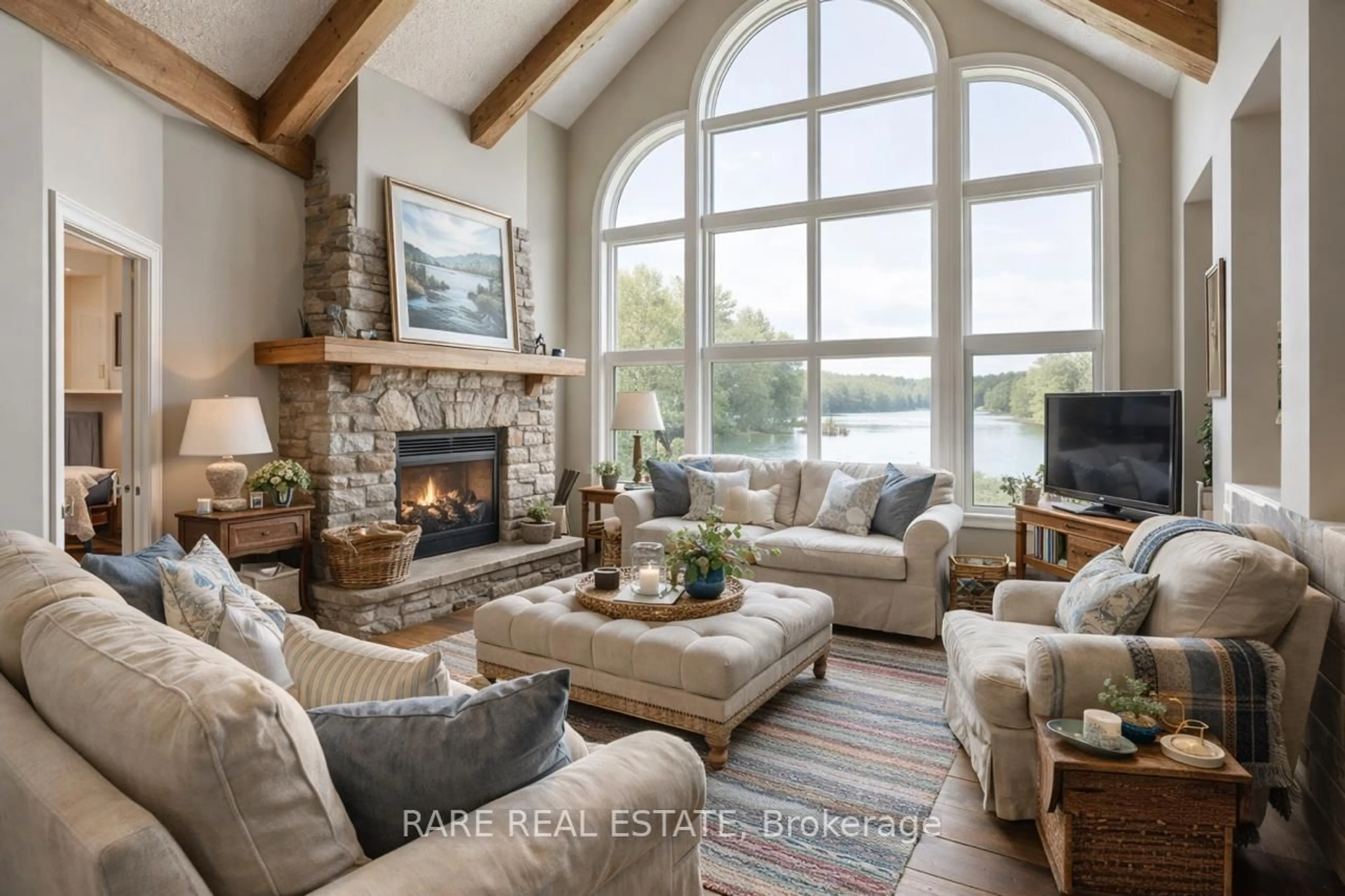 Living room with furniture, unknown for 39 Waterfront Circ, Collingwood Ontario L9Y 4Z2