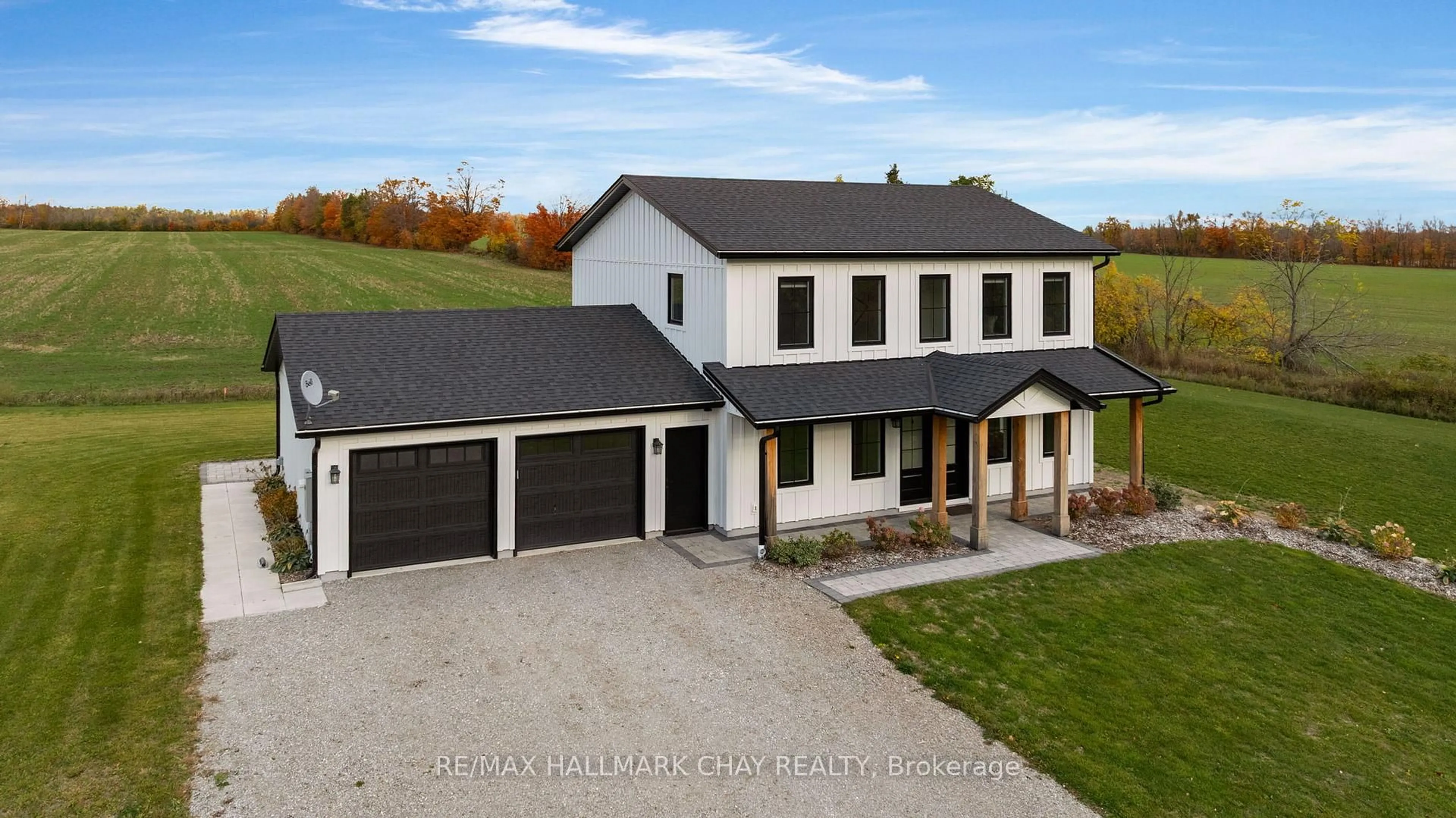 Home with vinyl exterior material, unknown for 1307 Line 3 Line, Oro-Medonte Ontario L0L 2L0