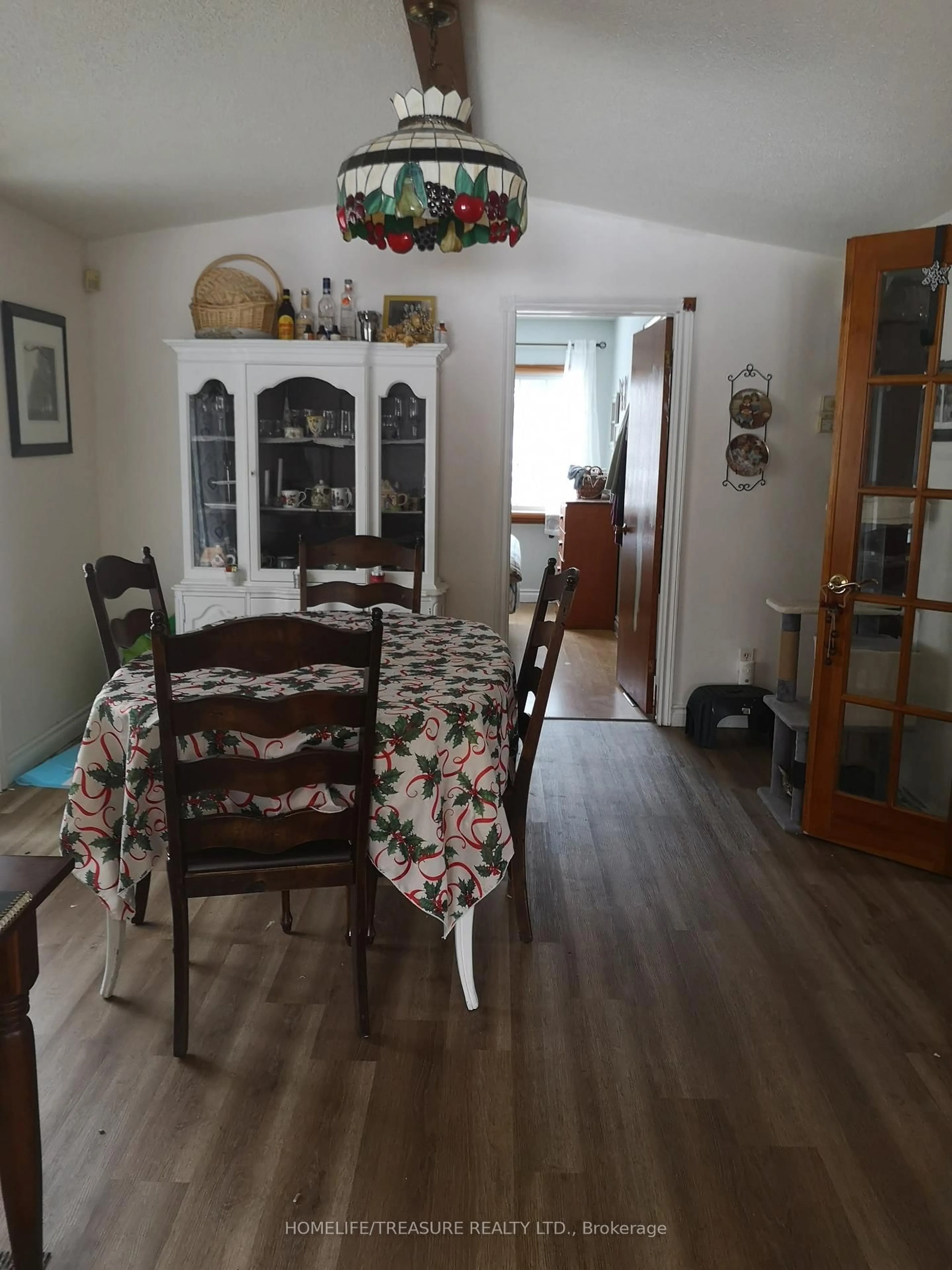 Dining room, unknown for 16 WELLINGTON St, Collingwood Ontario L9Y 0X2