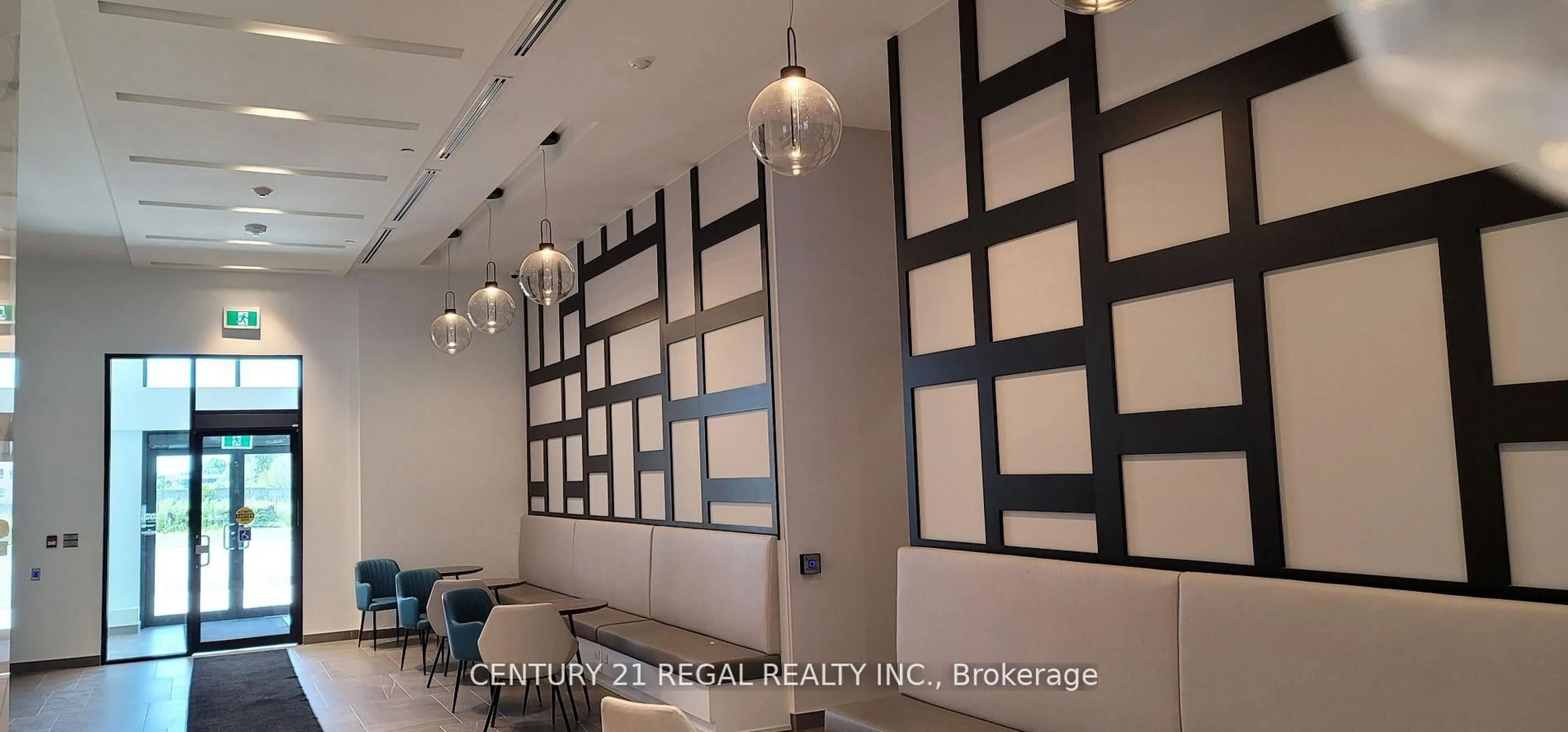 Unknown for 681 Yonge St #411, Barrie Ontario L4N 4E8