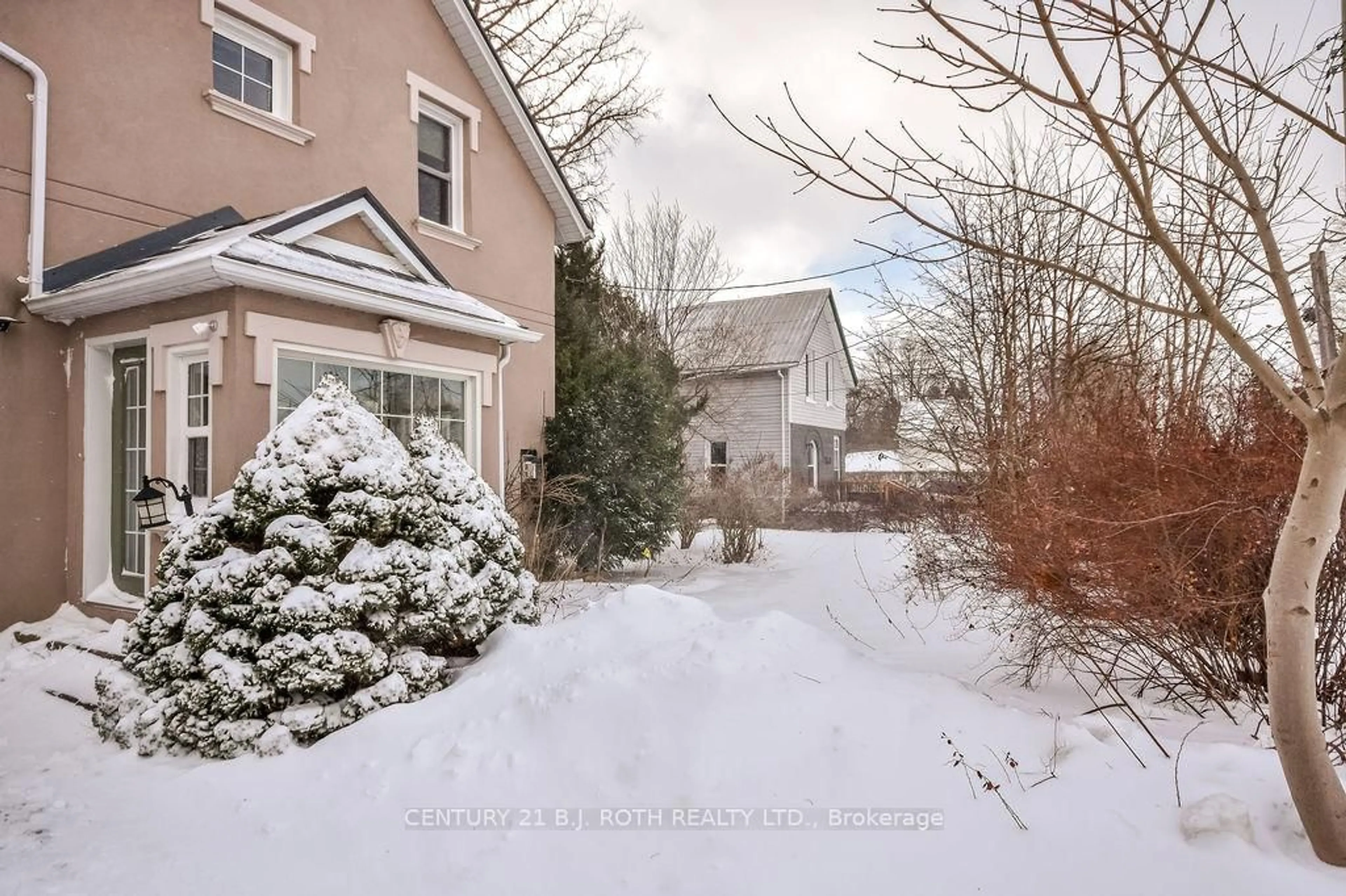 Unknown for 15 Stone St, Springwater Ontario L0L 1P0