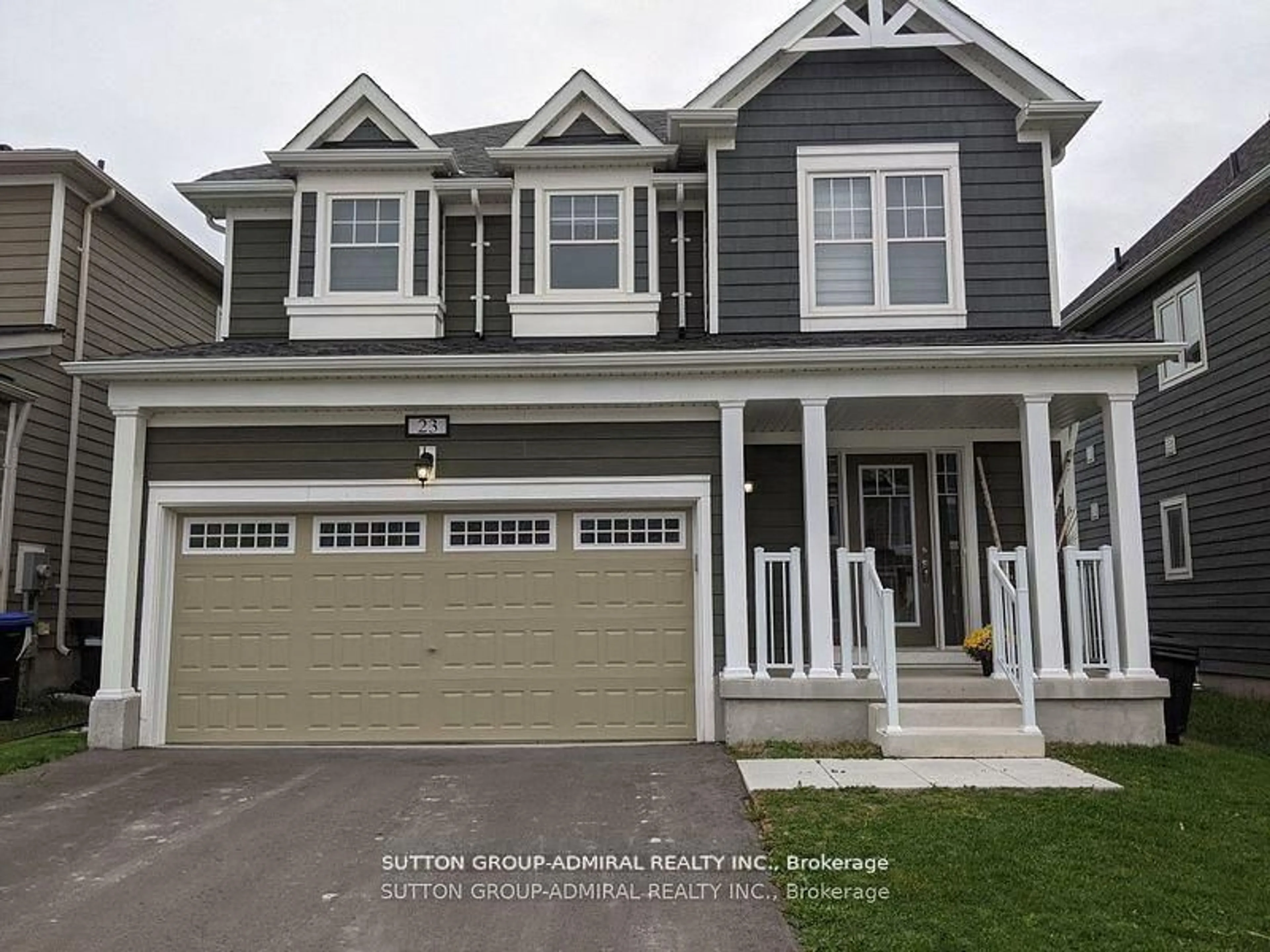 Home with vinyl exterior material, street for 23 Hills Thistle Dr, Wasaga Beach Ontario L9Z 0J3