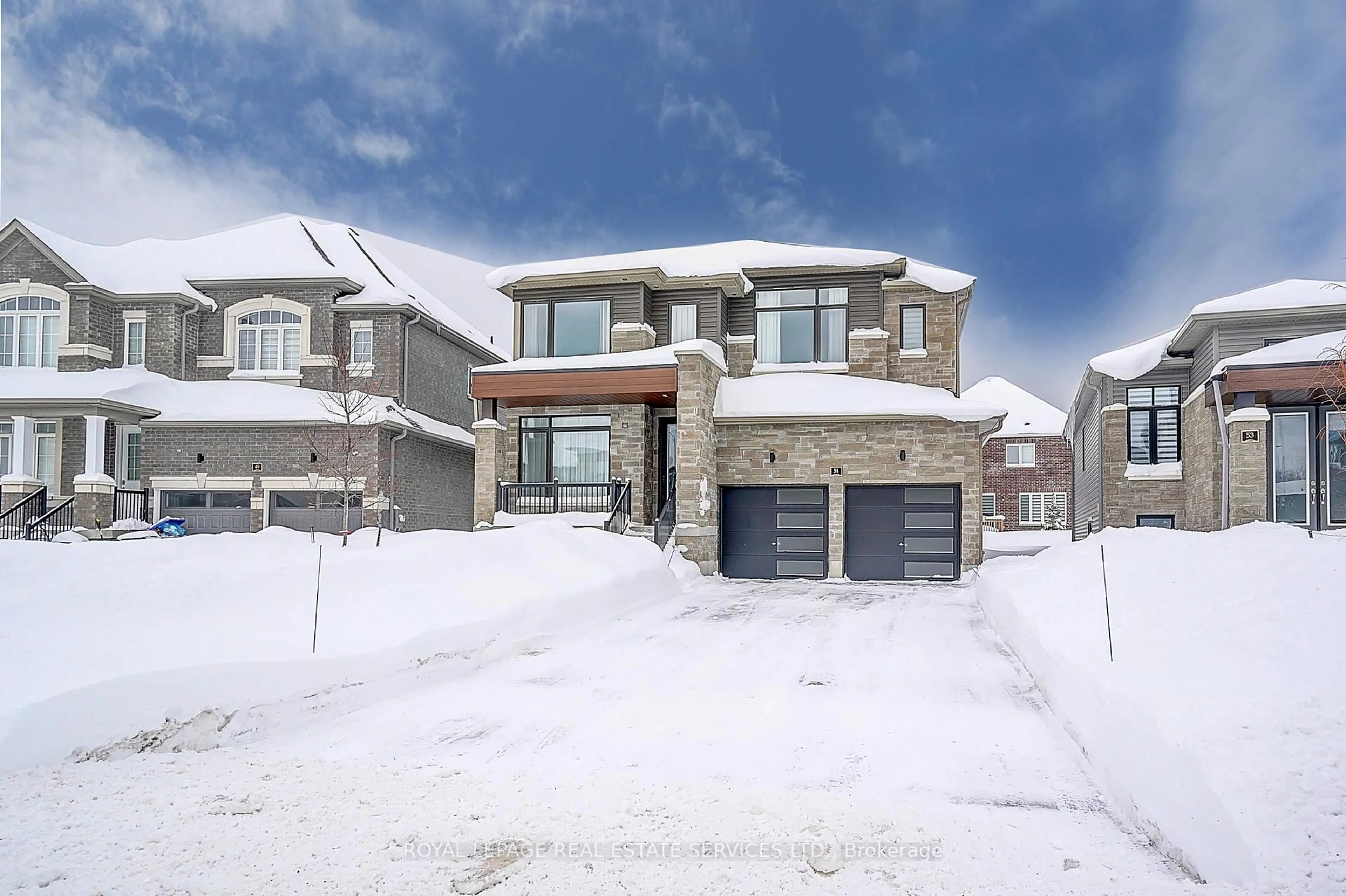 Home with brick exterior material, street for 51 Nicort Rd, Wasaga Beach Ontario L9Z 0N4