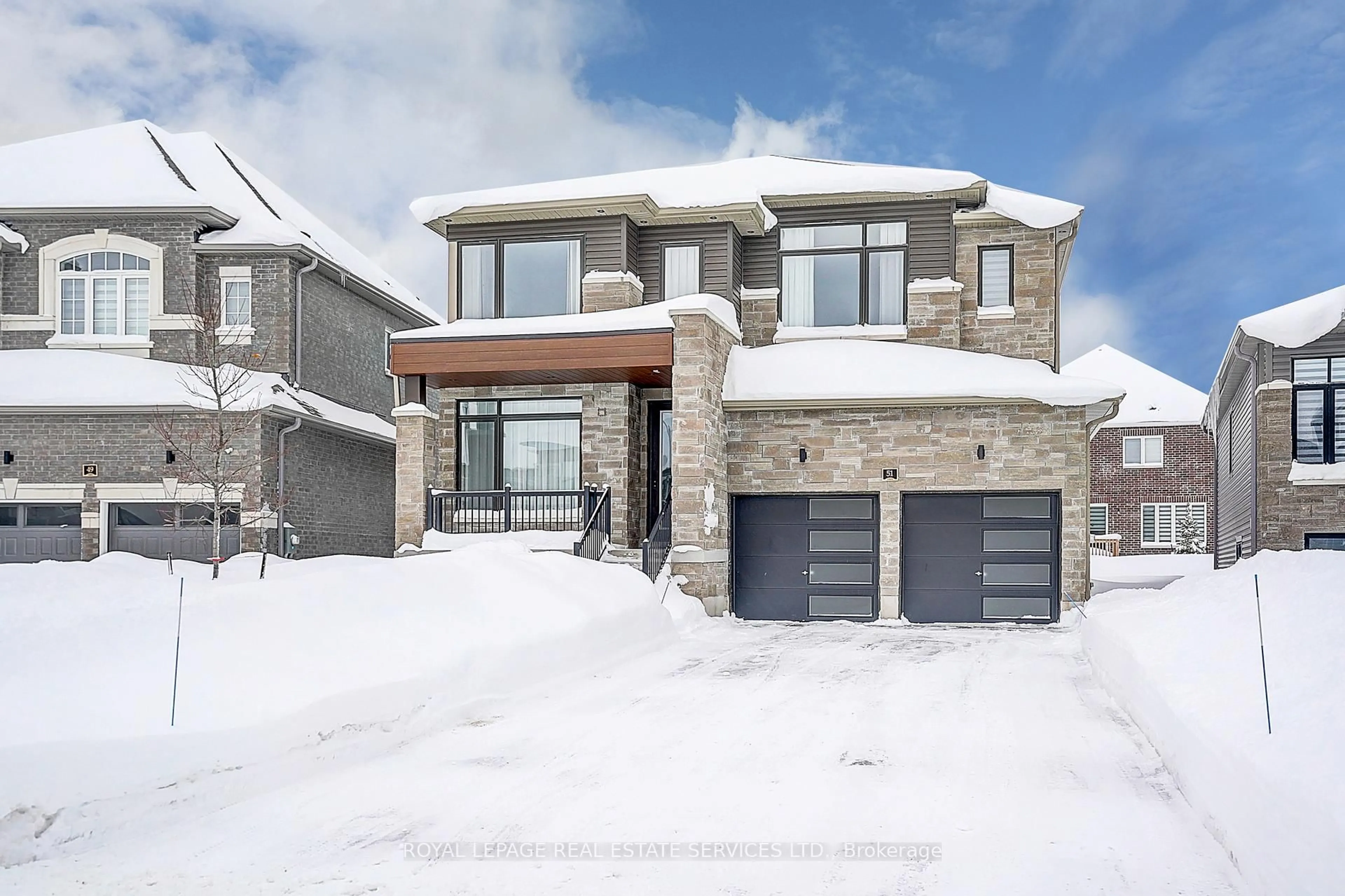 Home with brick exterior material, street for 51 Nicort Rd, Wasaga Beach Ontario L9Z 0N4