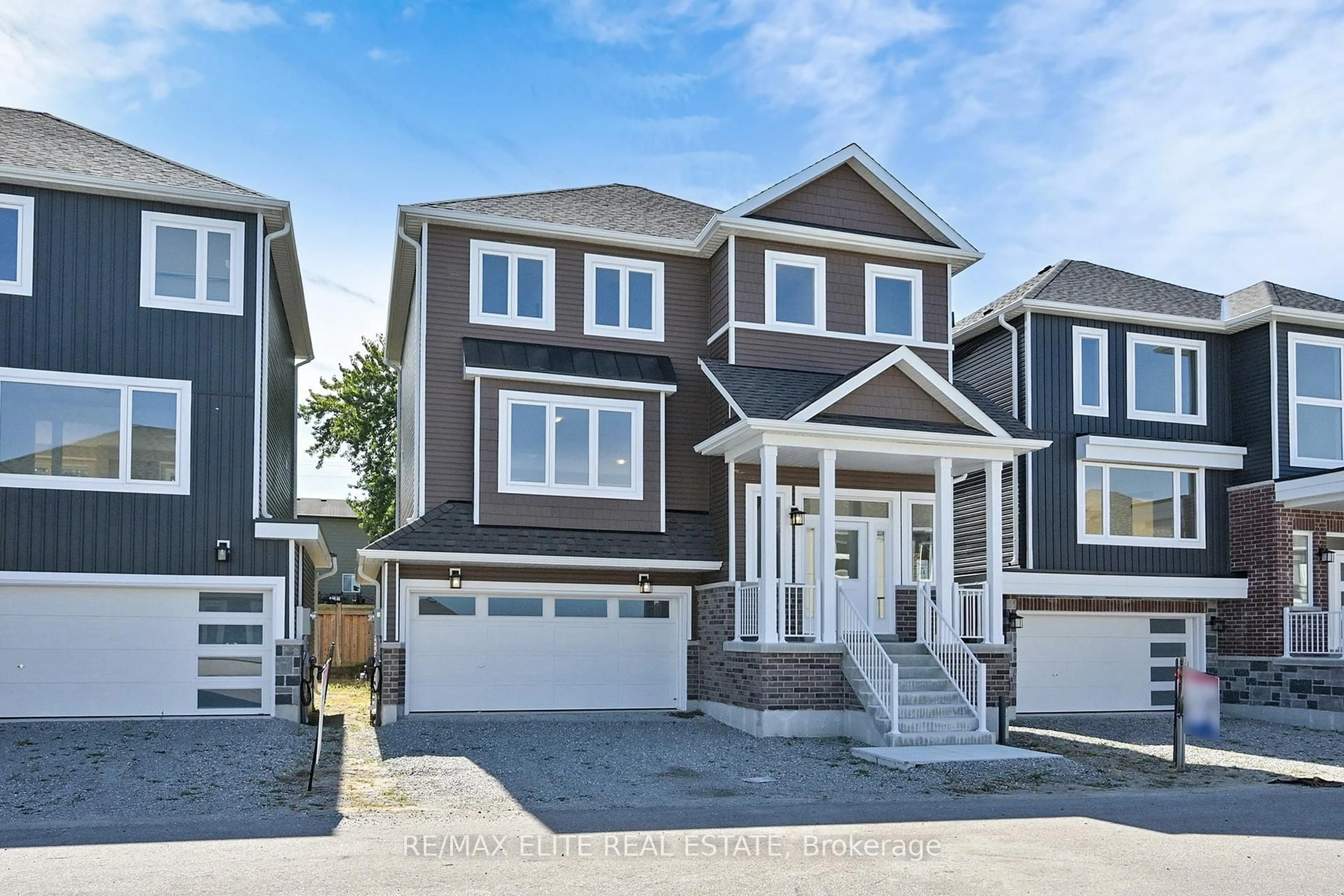 Home with vinyl exterior material, street for lot 16 Hampton Lane, Barrie Ontario L4N 0J6