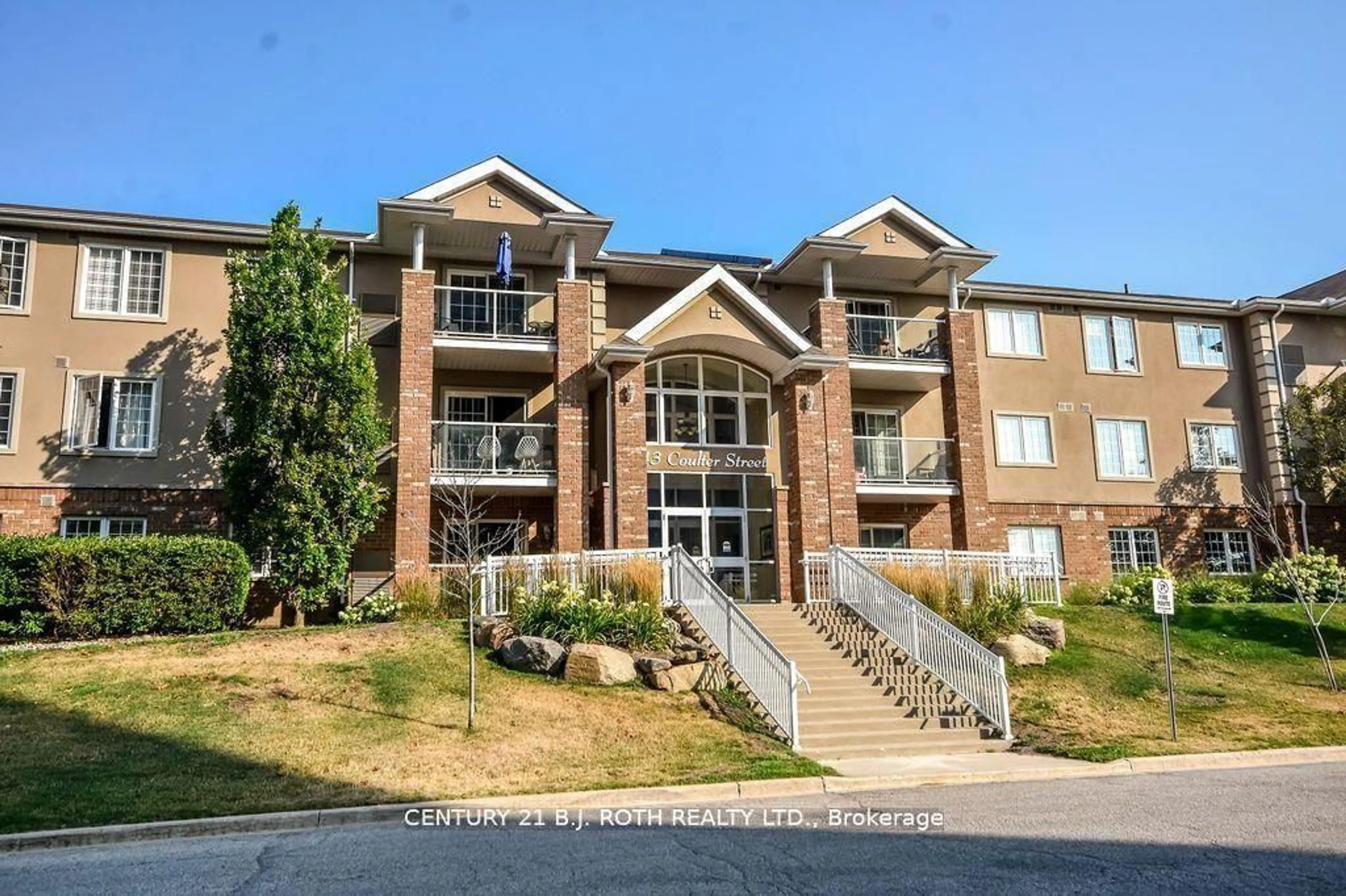 Unknown for 43 Coulter St #15, Barrie Ontario L4N 6L9