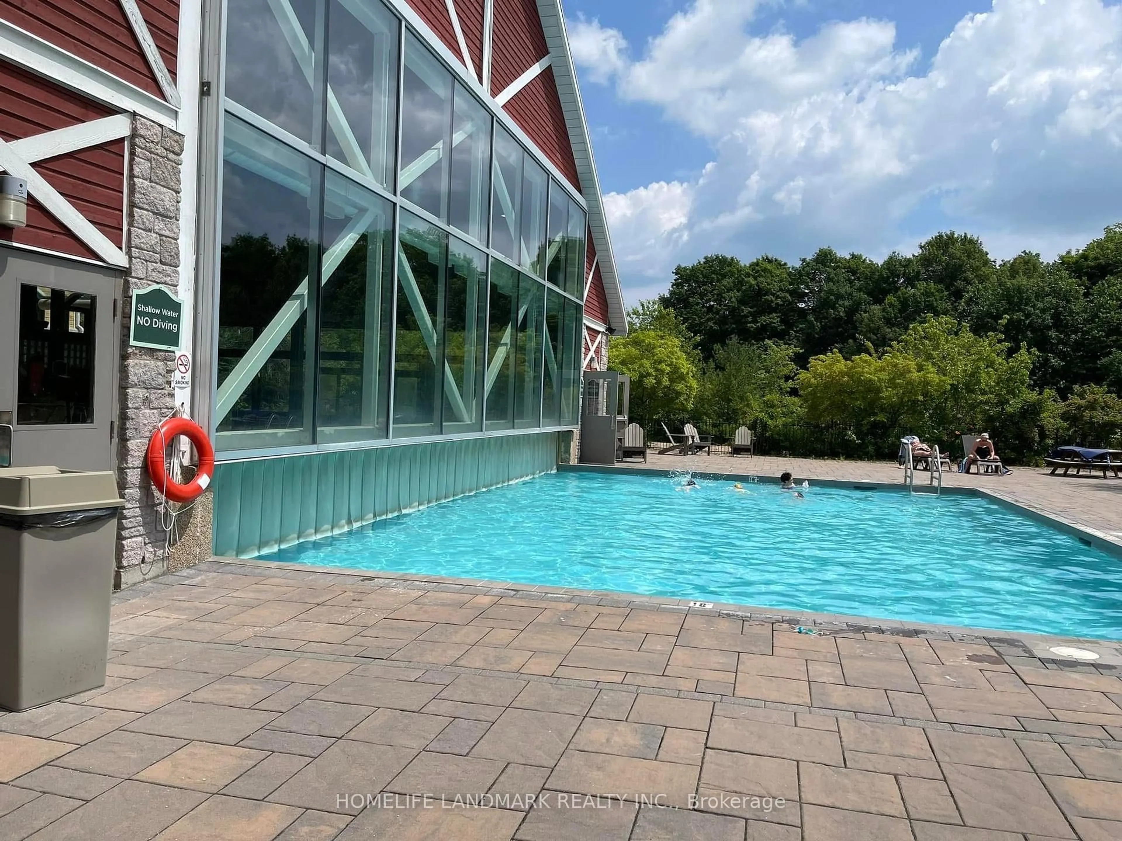 Pool for 90 Highland Dr #2076-77, Oro-Medonte Ontario L0L 2X0