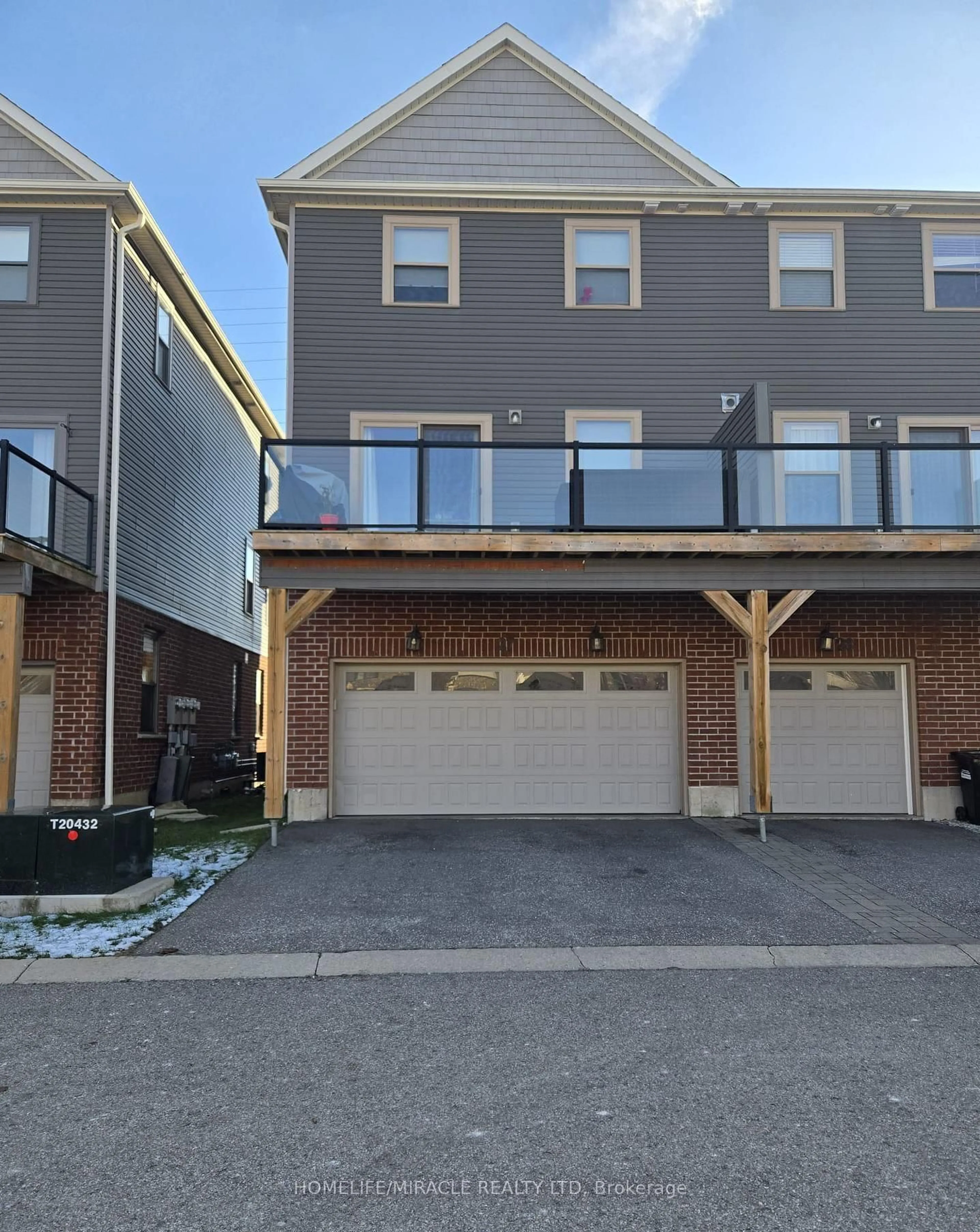 Unknown for 1 Leggott Ave #27, Barrie Ontario L4M 0K7