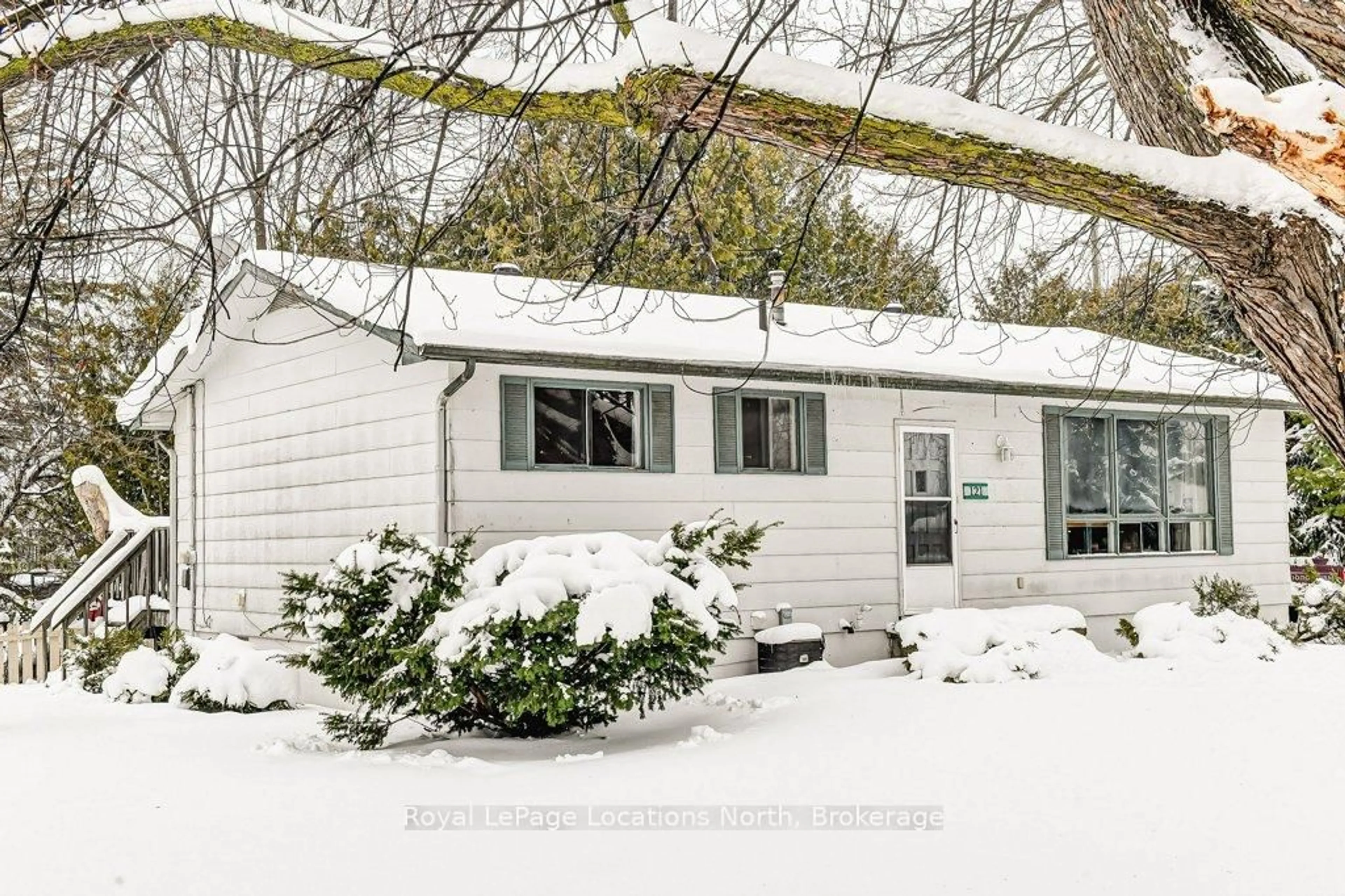 Shed for 121 Niagara St, Collingwood Ontario L9Y 3X7