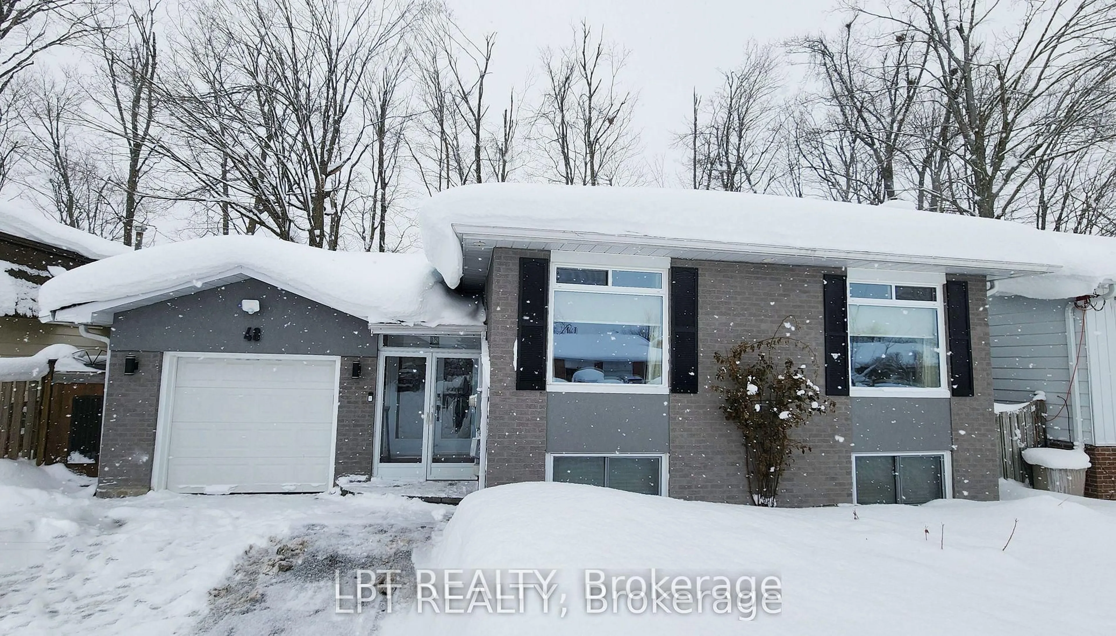 Unknown for 48 Maplehurst Cres, Barrie Ontario L4M 4X2