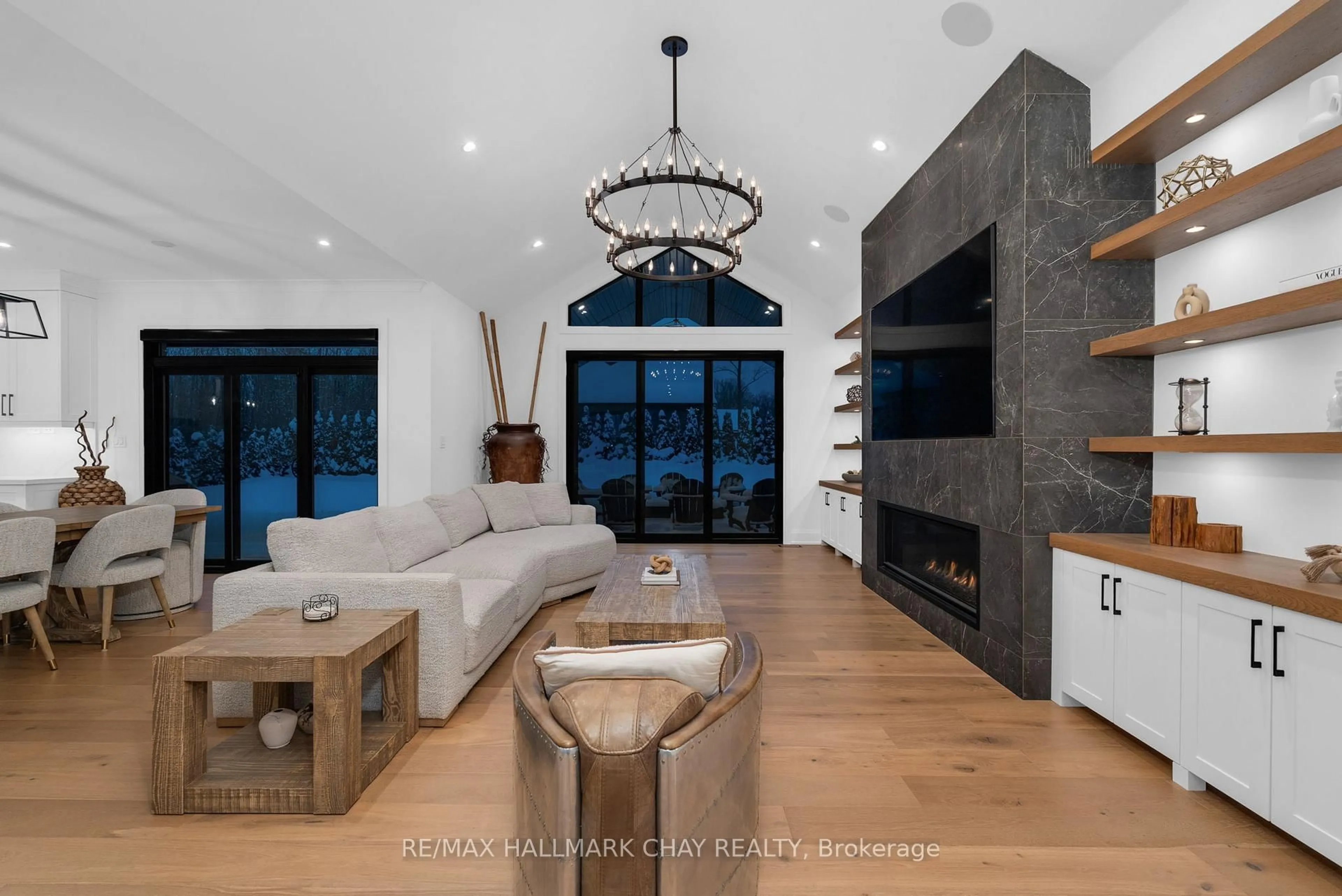 Living room with furniture, unknown for 1 Morrison Pl, Springwater Ontario L9X 2A6