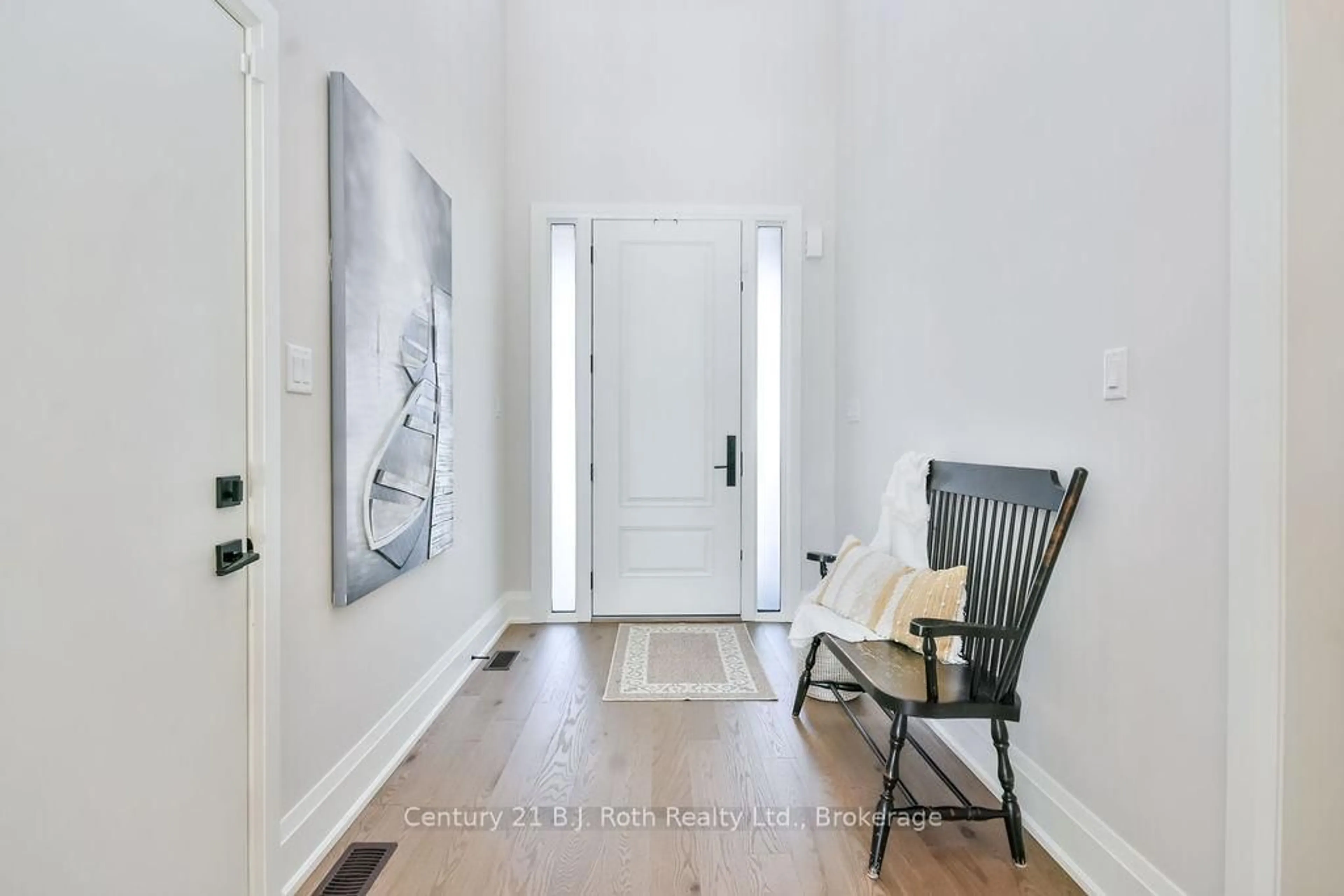 Indoor entryway for 53 Dock Lane #27, Tay Ontario L0K 1R0