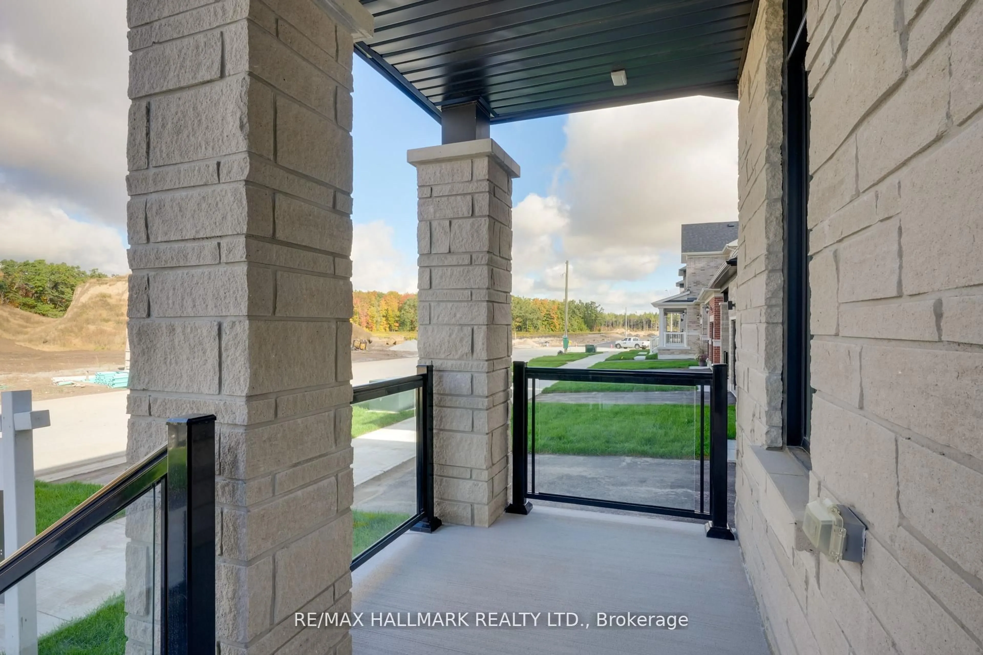 Unknown for 363 Reid Dr, Barrie Ontario L9J 1A2