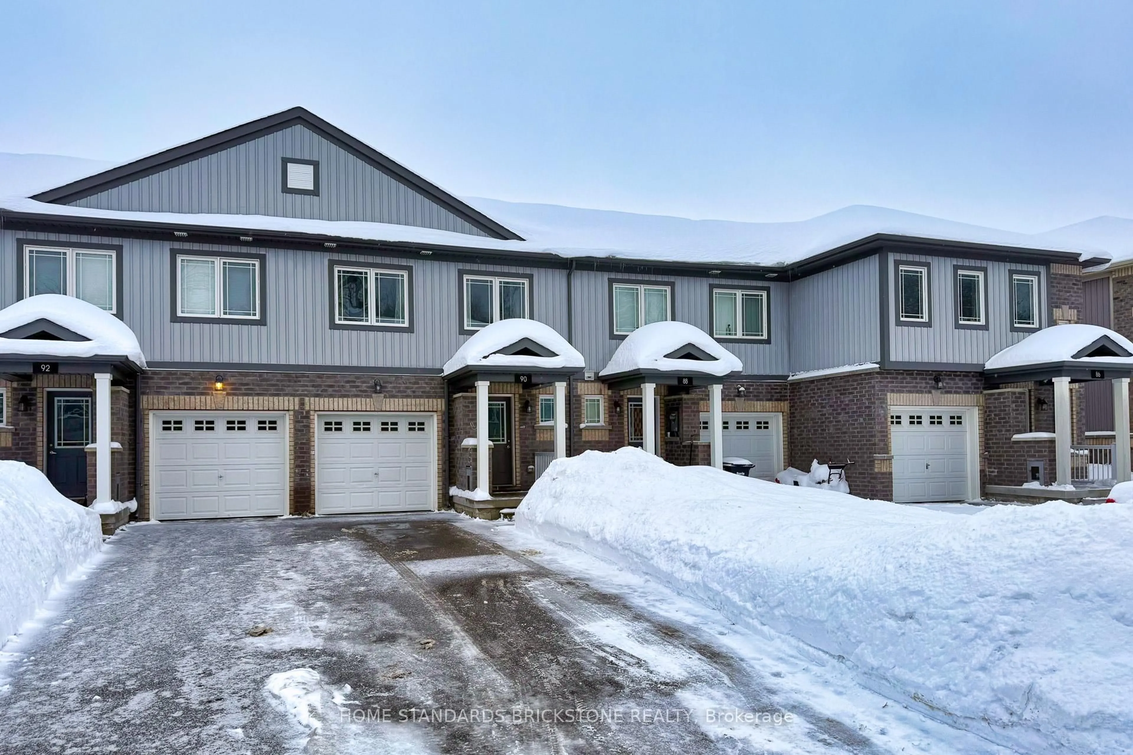 Unknown for 90 Frank's Way, Barrie Ontario L4N 3J1