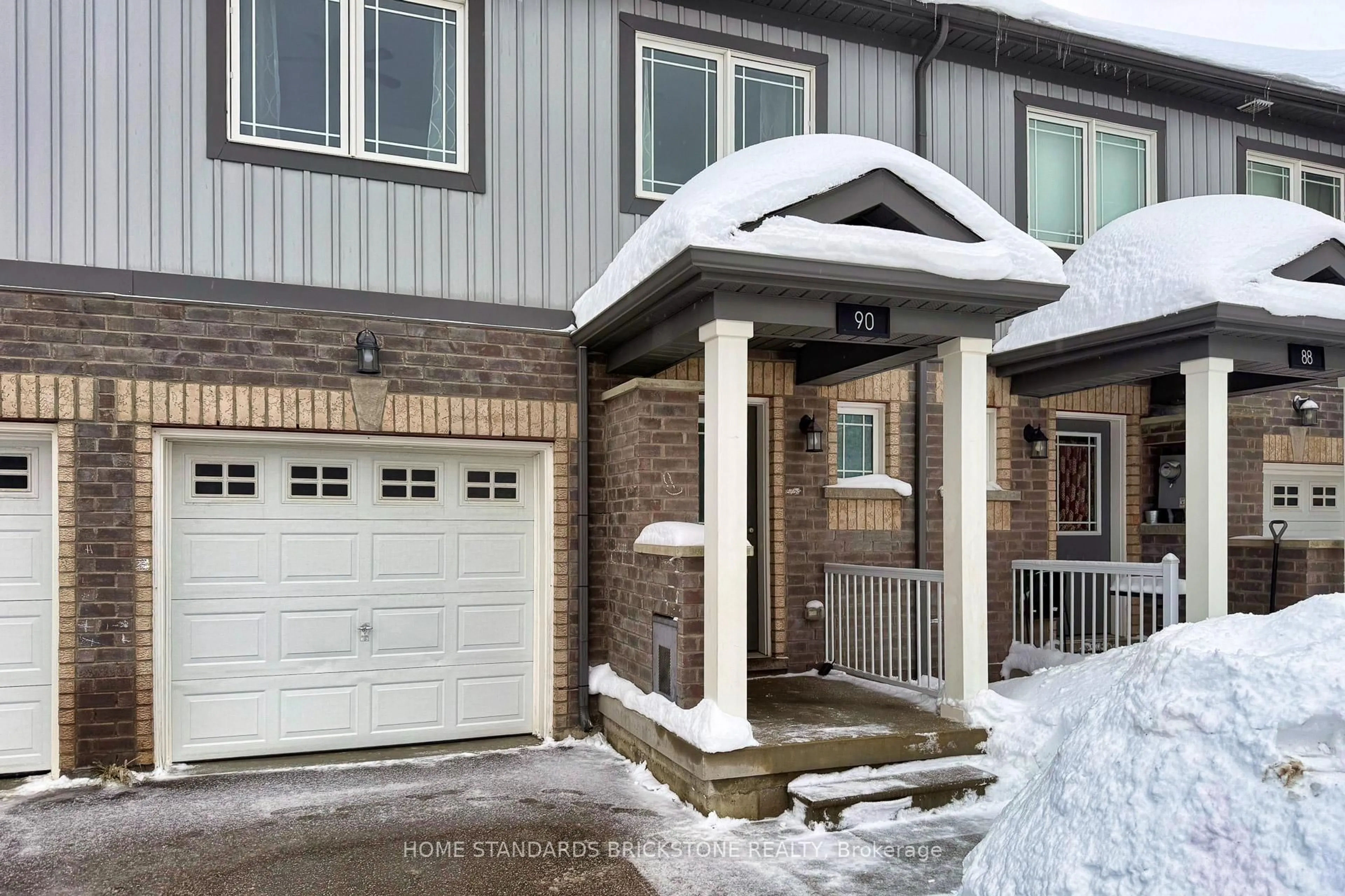 Home with brick exterior material, street for 90 Frank's Way, Barrie Ontario L4N 3J1