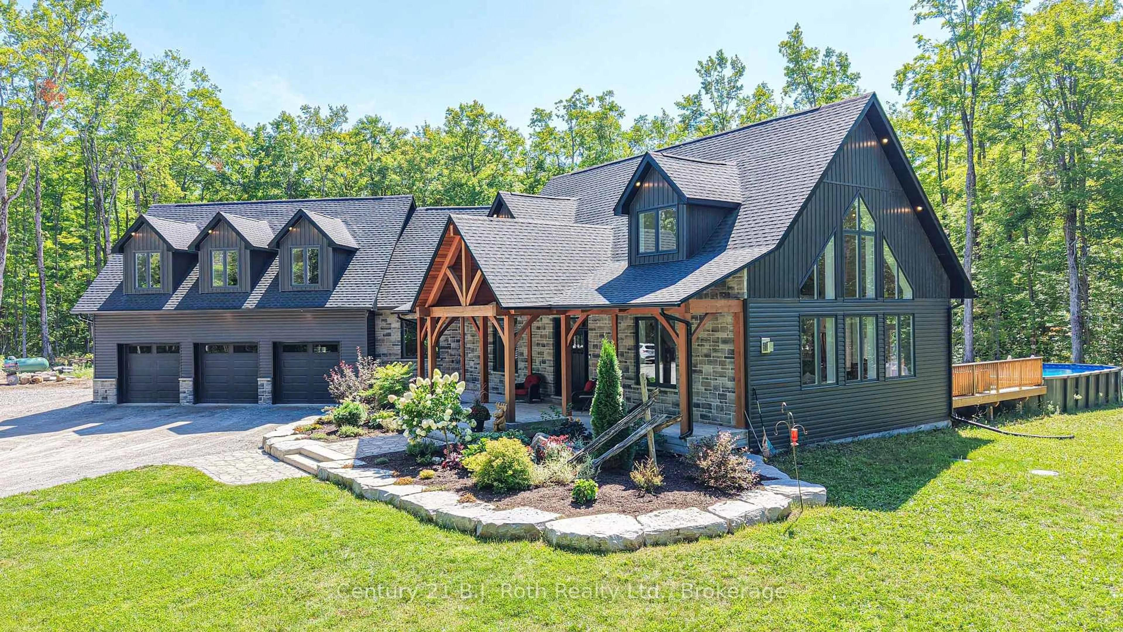 Home with brick exterior material, mountain view for 3082 Fairgrounds Rd, Severn Ontario L3V 0Y2