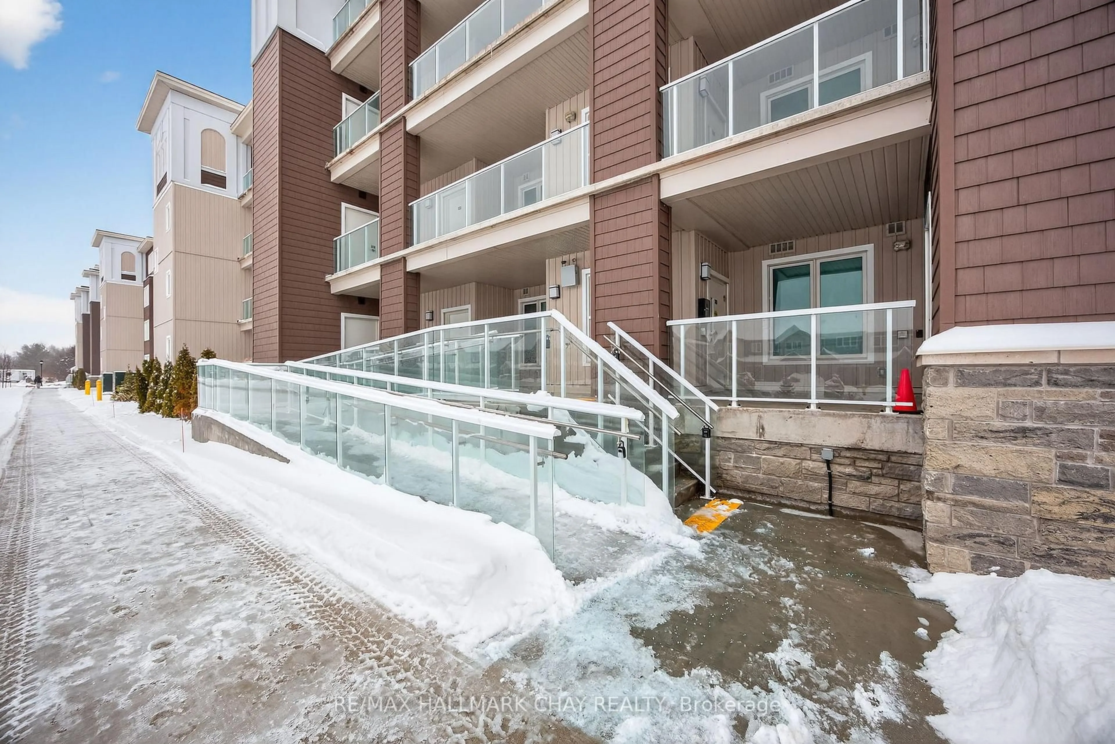 Unknown for 5 Spooner Cres, Collingwood Ontario L9Y 0Z5