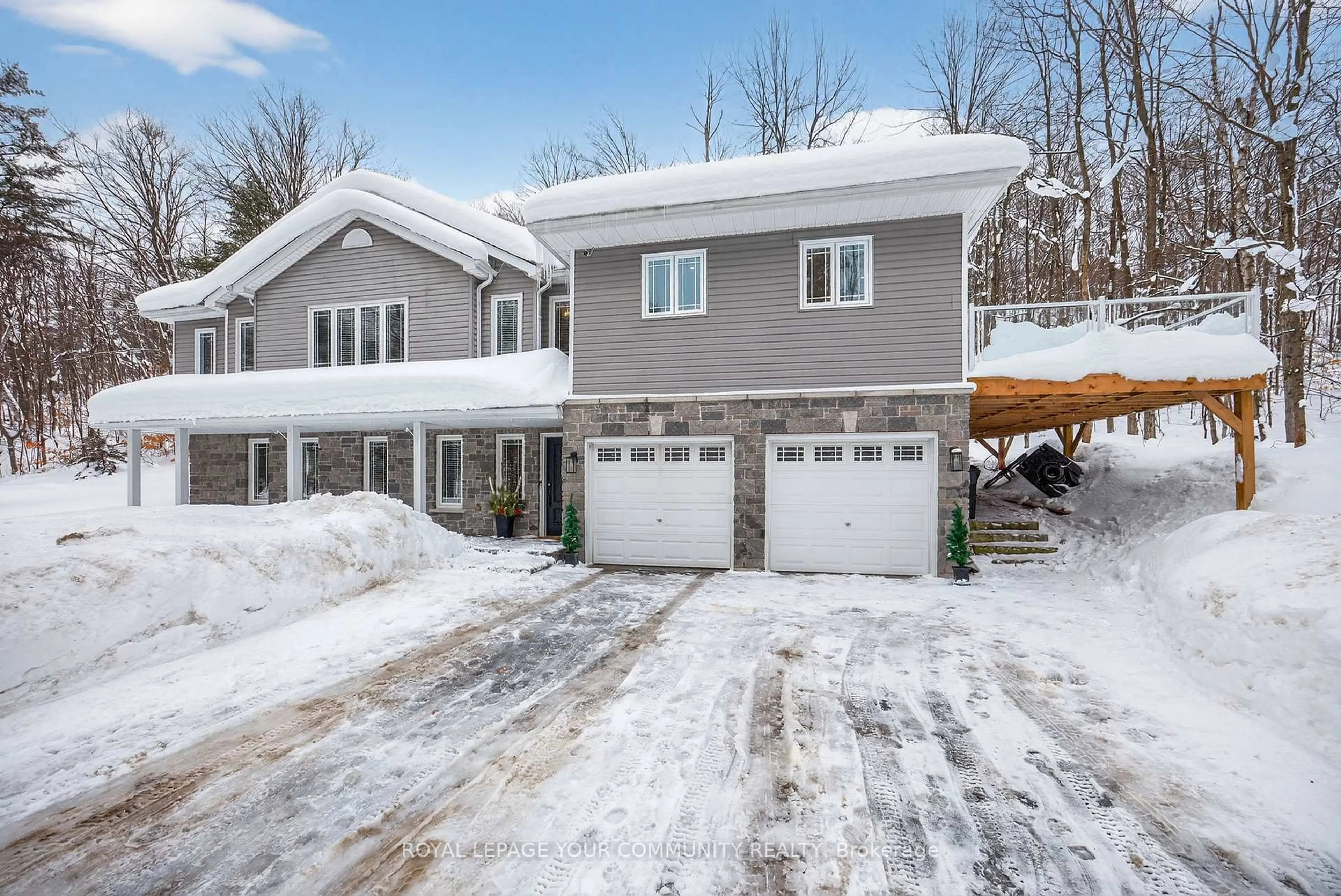 Unknown for 135 Huronwoods Dr, Oro-Medonte Ontario L0K 1E0