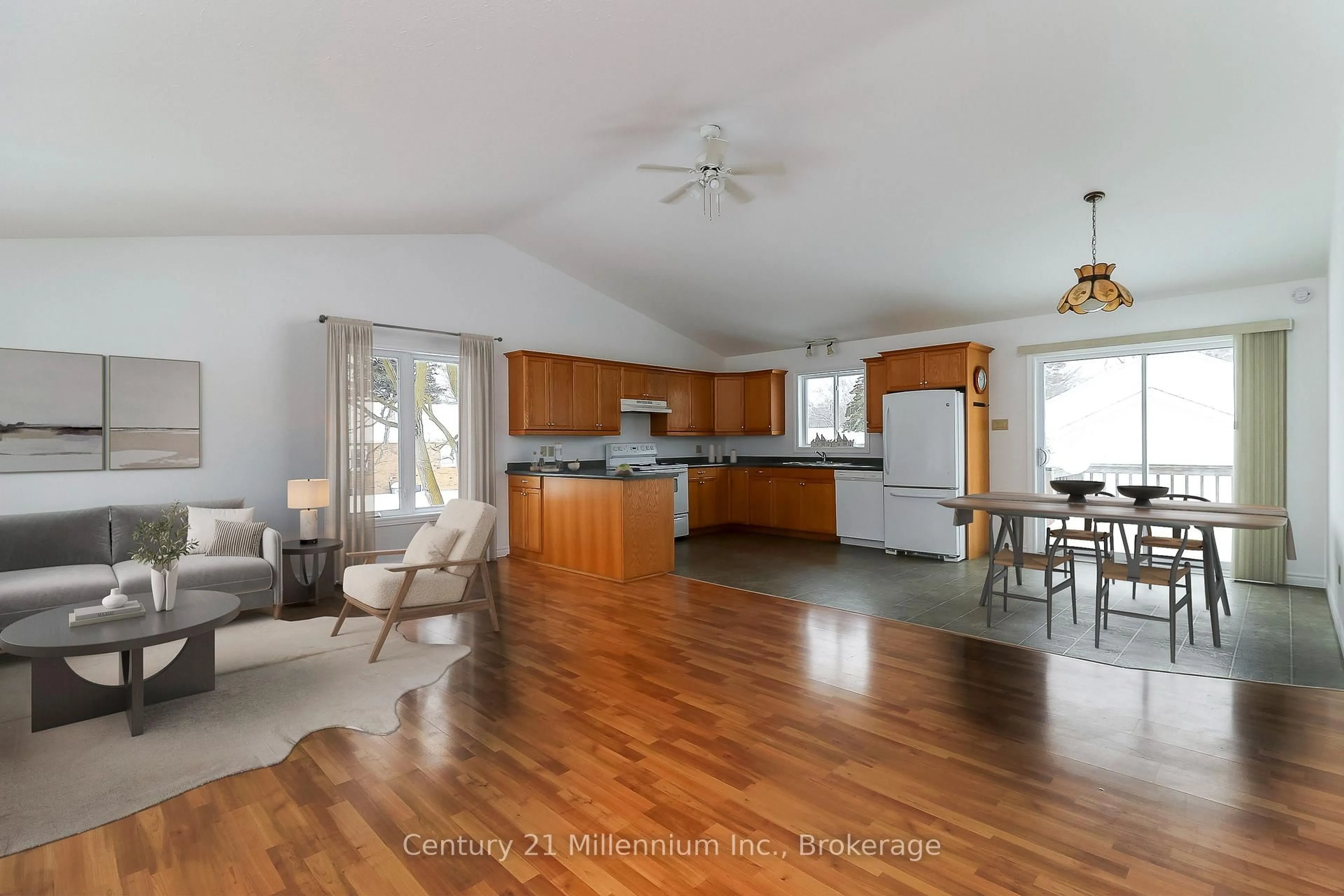 Open concept kitchen, wood/laminate floor for 165 Paterson St, Collingwood Ontario L9Y 3N4