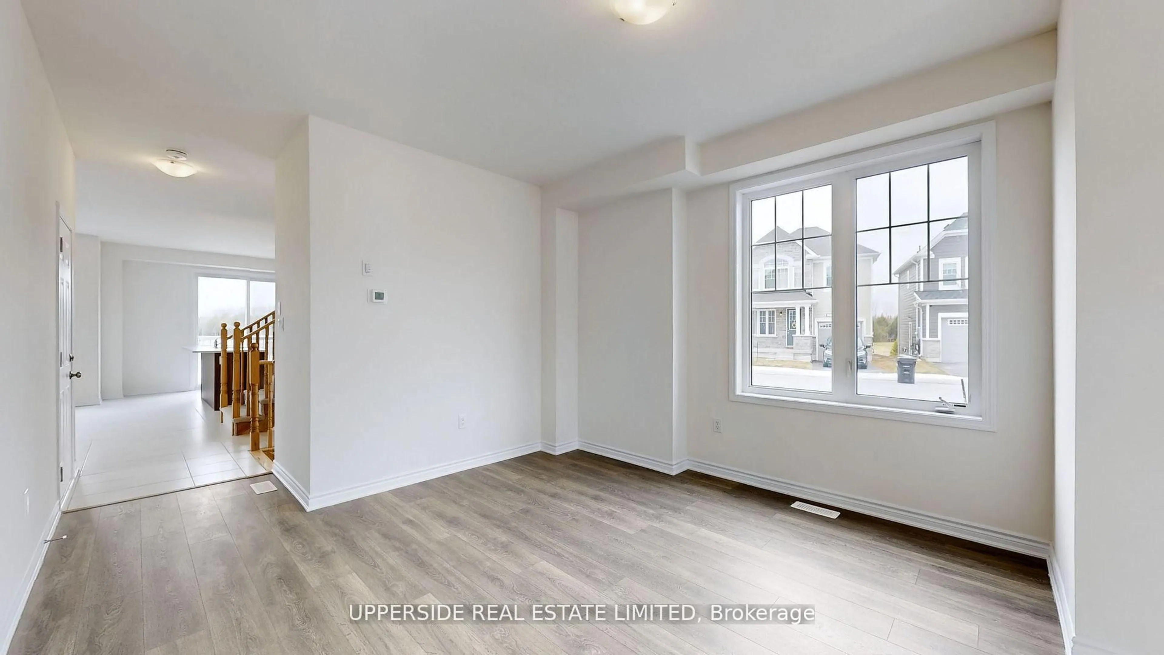 A pic of a room for 26 Shapira Ave, Wasaga Beach Ontario L9Z 0K2