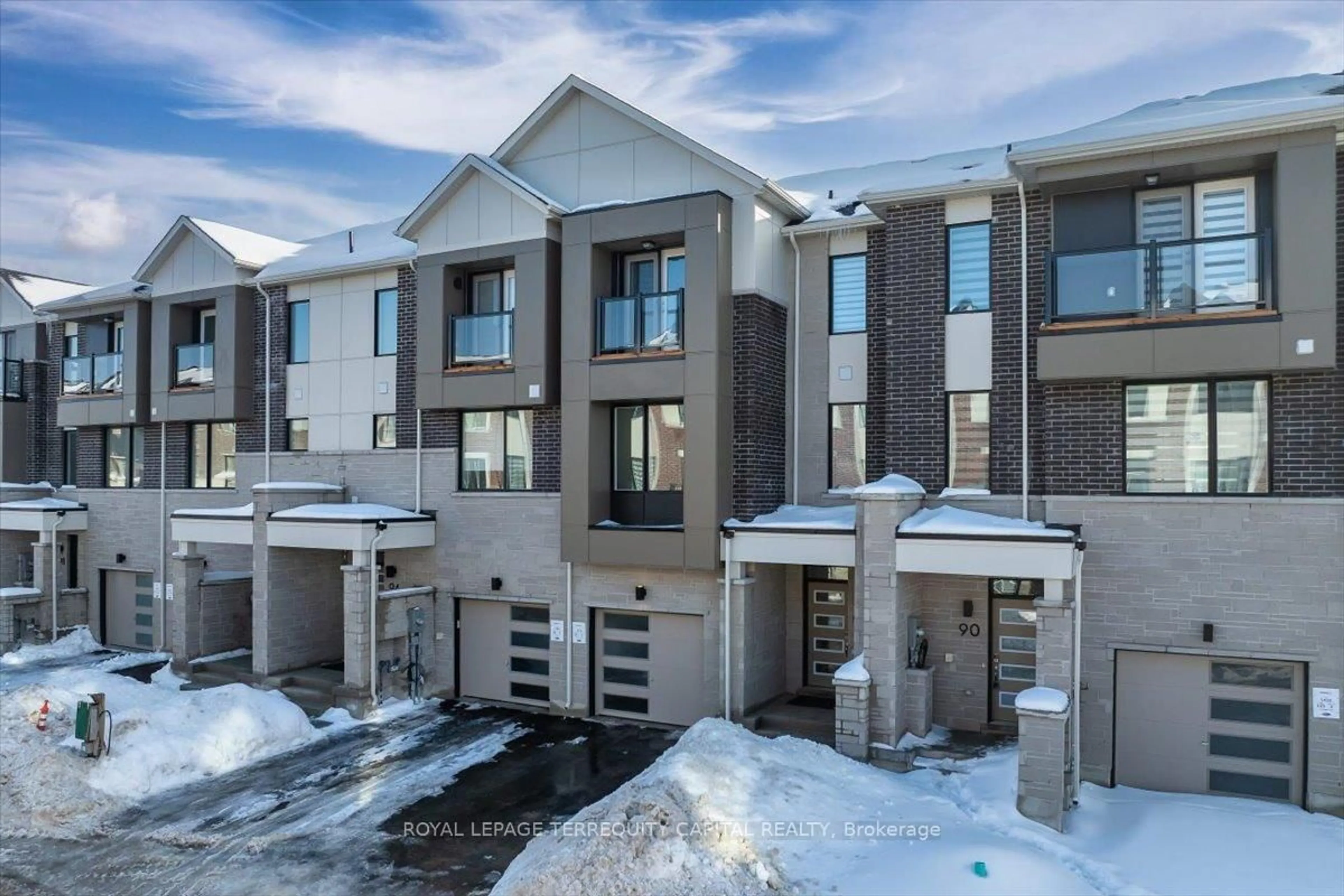 A pic from outside/outdoor area/front of a property/back of a property/a pic from drone, mountain view for 92 Pearen Lane, Barrie Ontario L9J 1A5