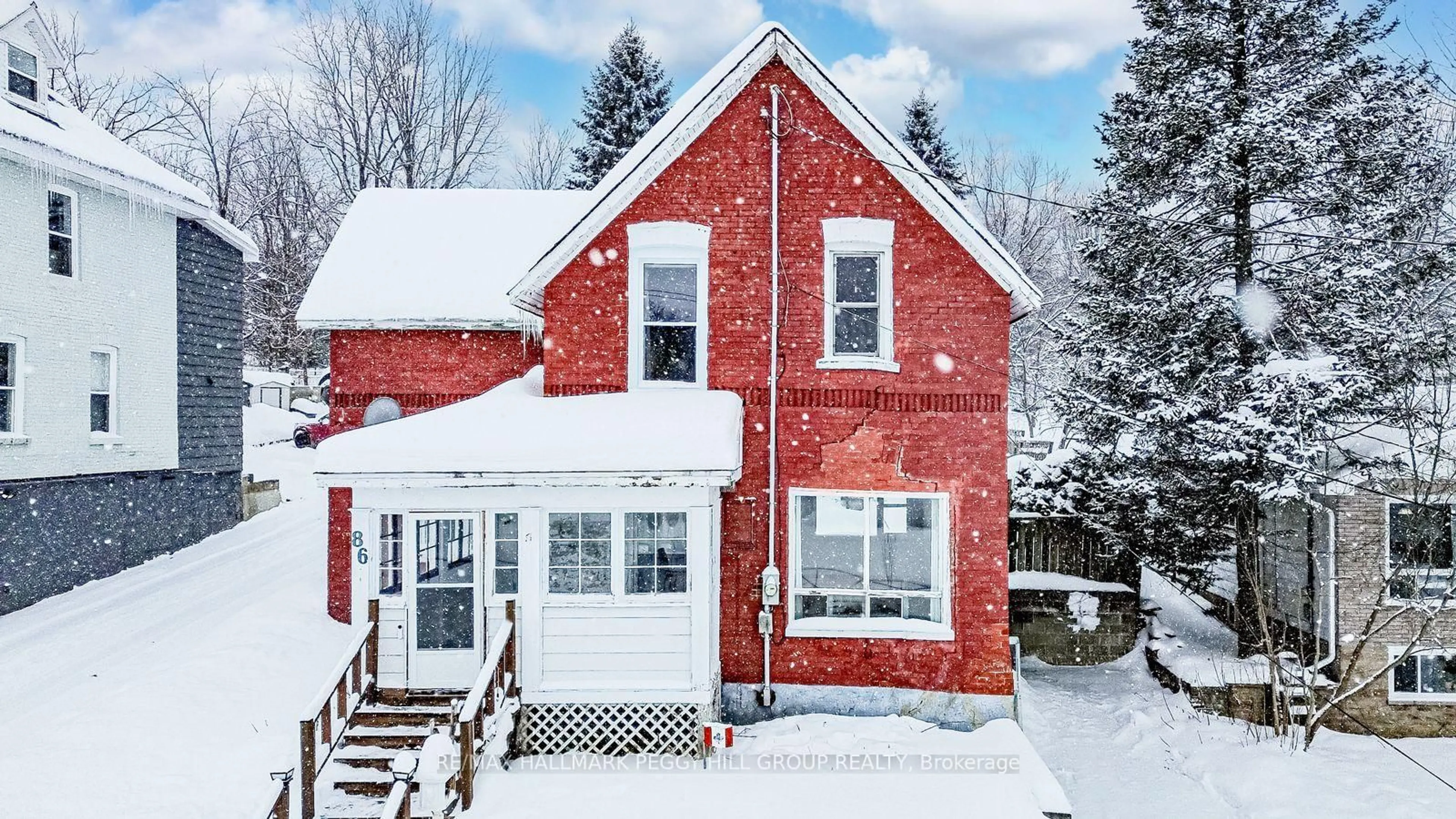 Home with brick exterior material, street for 86 Sixth St, Midland Ontario L4R 3X2