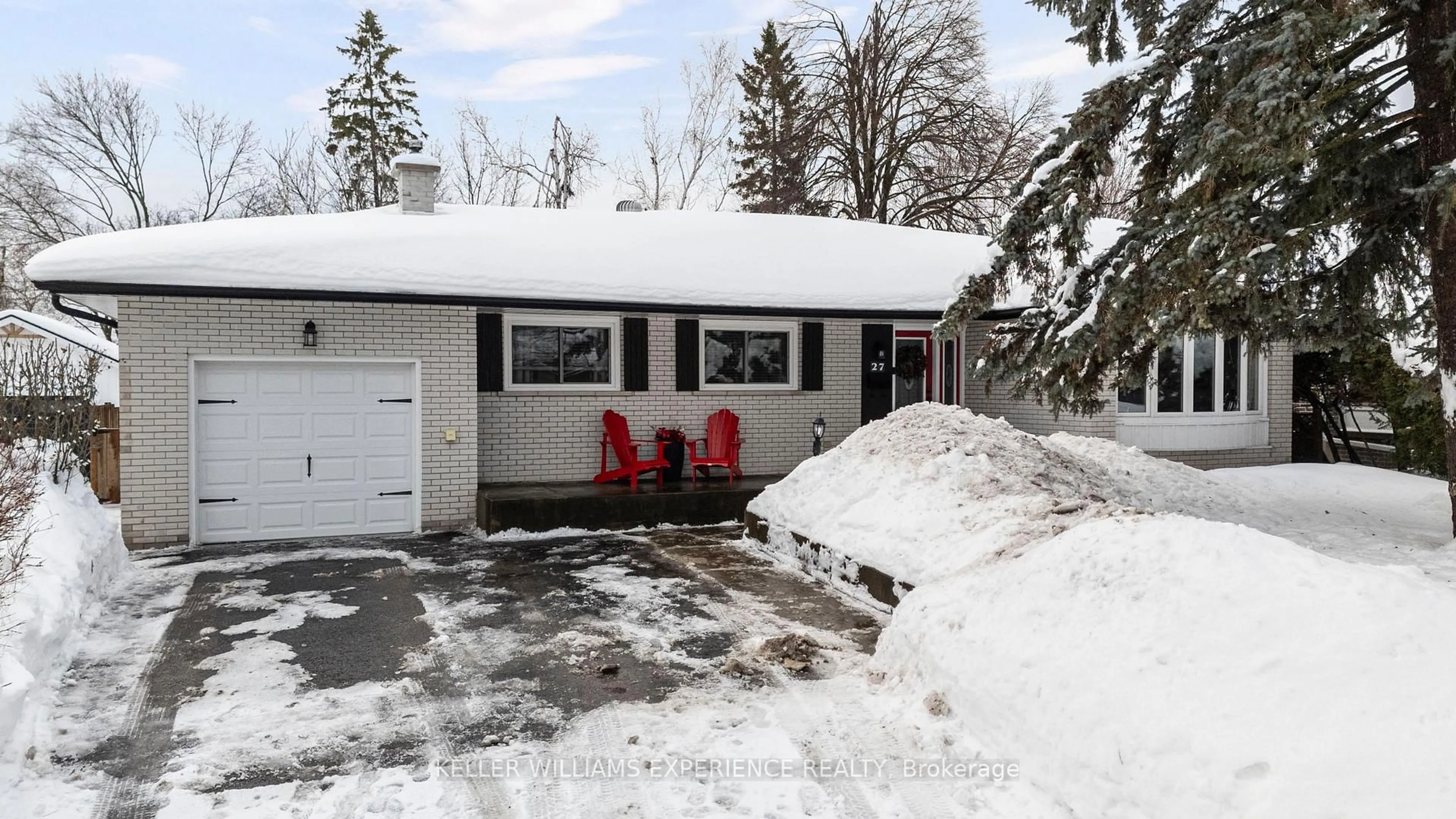 Unknown for 27 Ottaway Ave, Barrie Ontario L4M 2W6