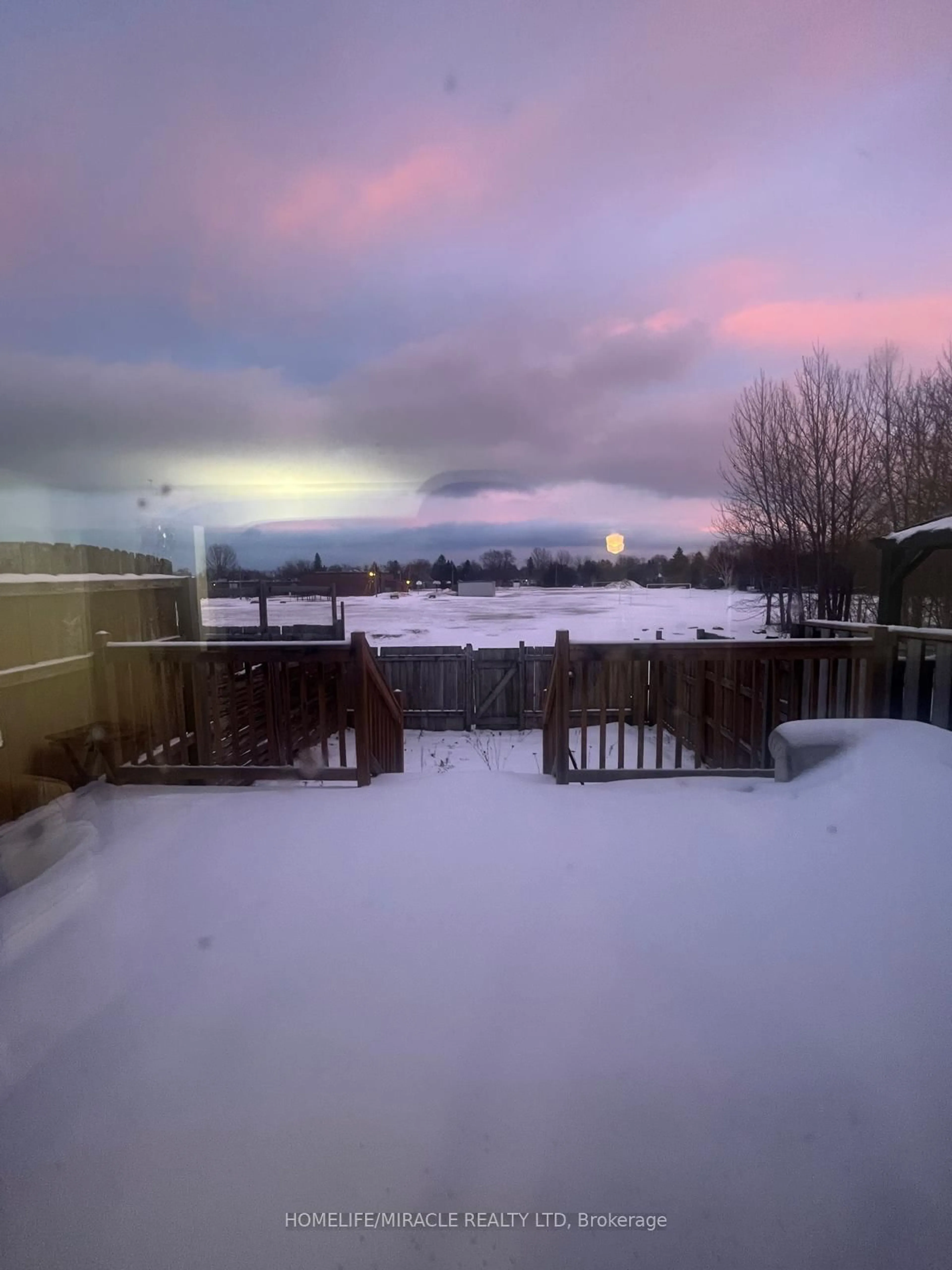 A pic from outside/outdoor area/front of a property/back of a property/a pic from drone, water/lake/river/ocean view for 99 High St, Collingwood Ontario L9V 4V4