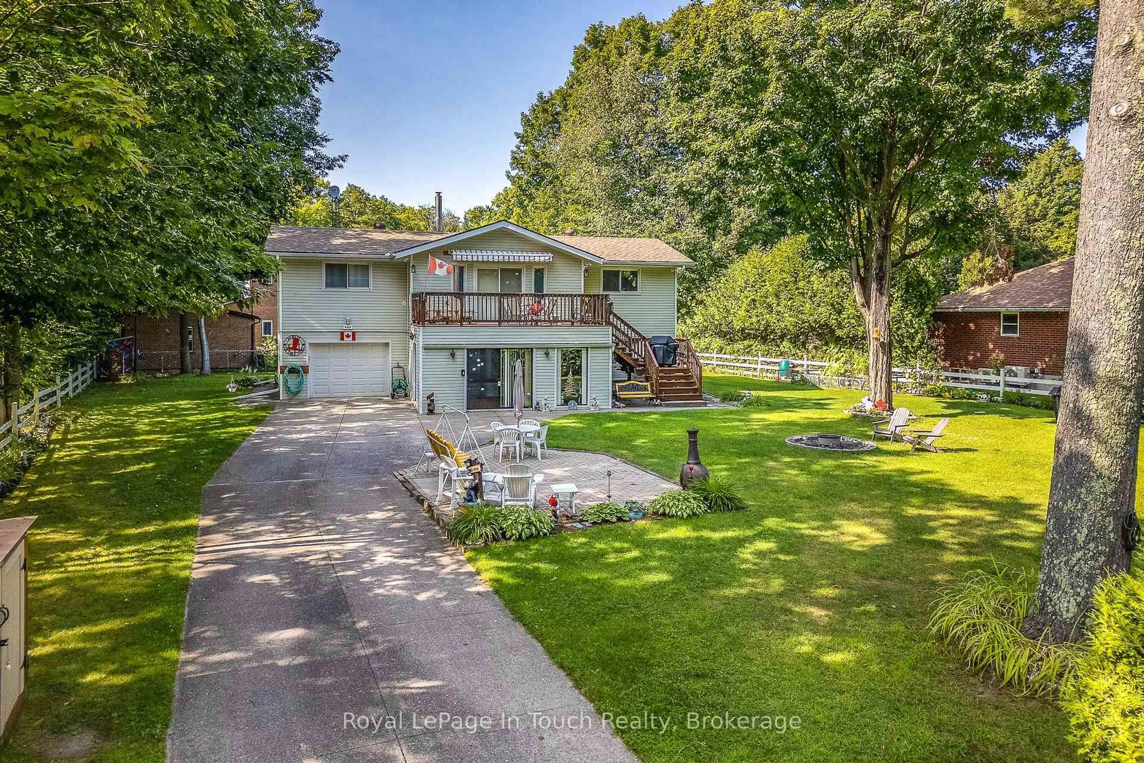 A pic from outside/outdoor area/front of a property/back of a property/a pic from drone, water/lake/river/ocean view for 682 CONCESSION 15 Rd, Tiny Ontario L9M 0H7