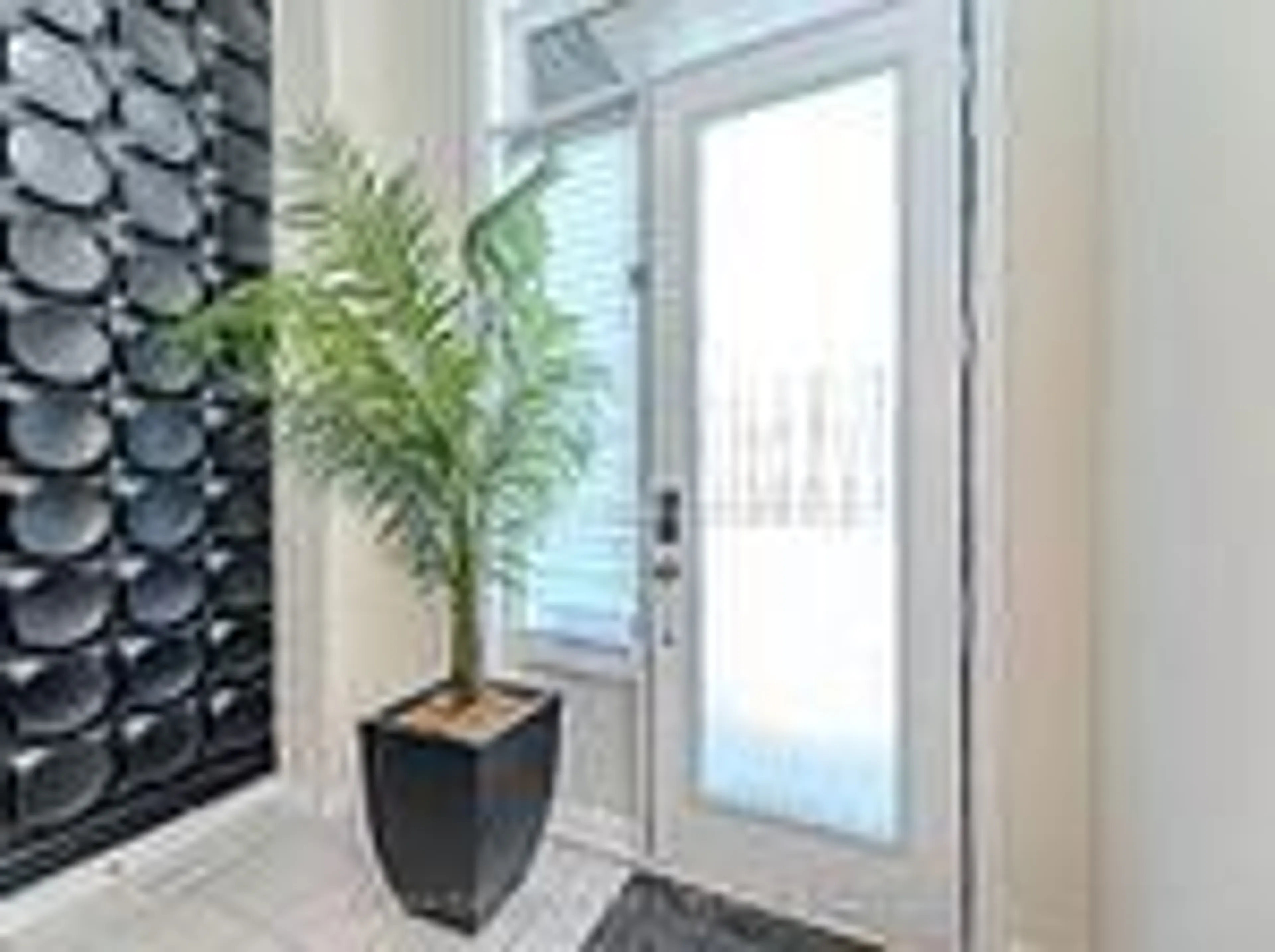 Indoor entryway for 80 Berkely St, Wasaga Beach Ontario L9Z 0K5